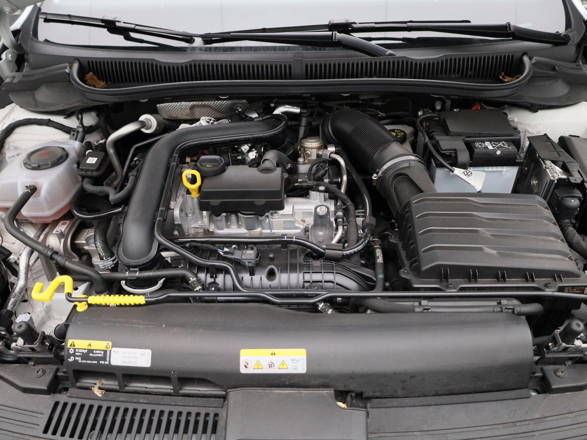 Volkswagen-Polo-image-33