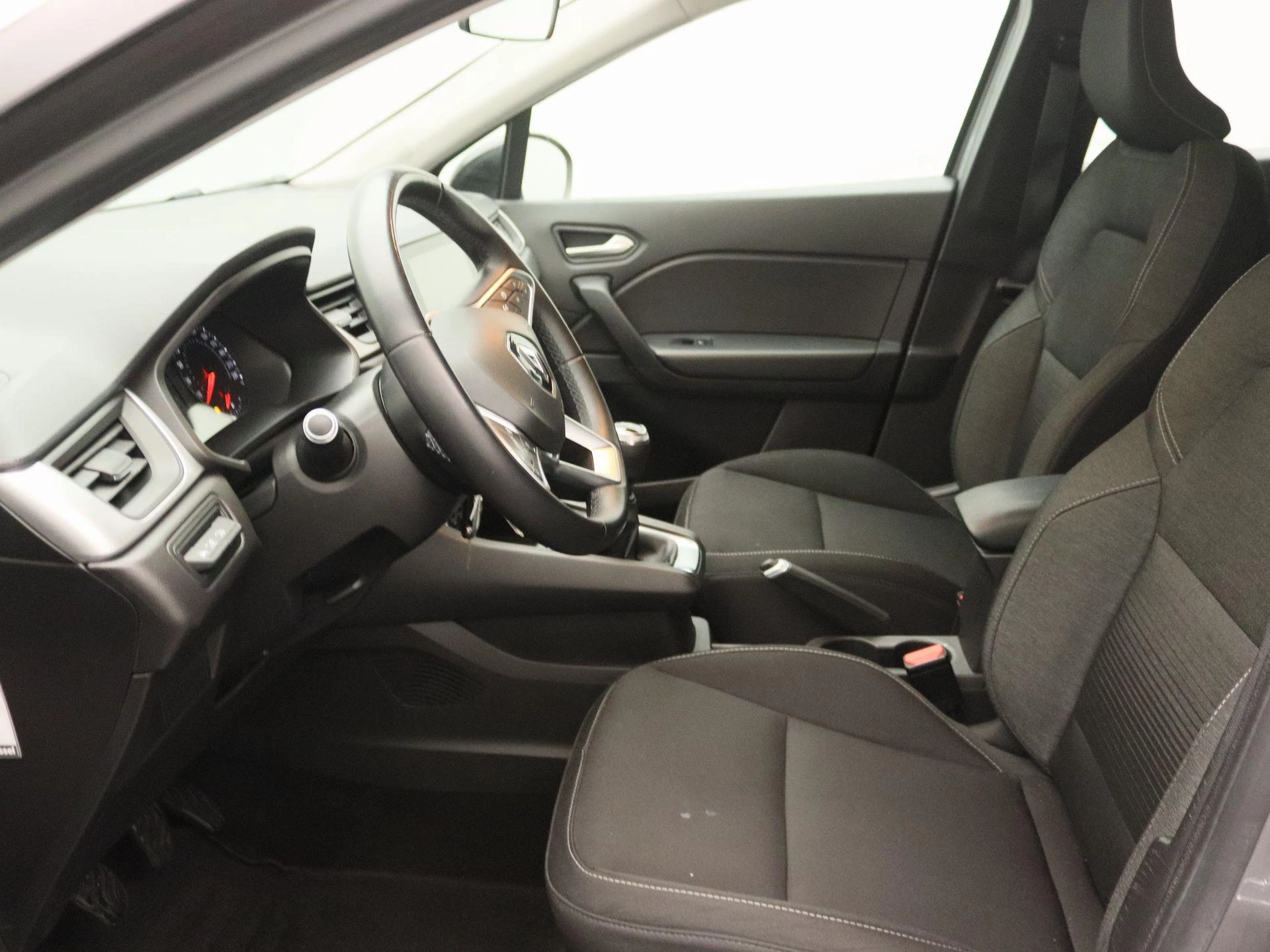 Renault-Captur-image-8