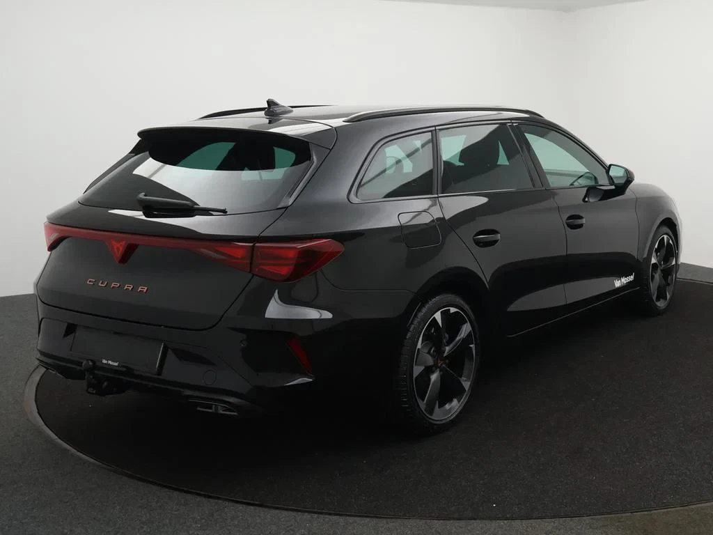 CUPRA-Leon Sportstourer-image-1