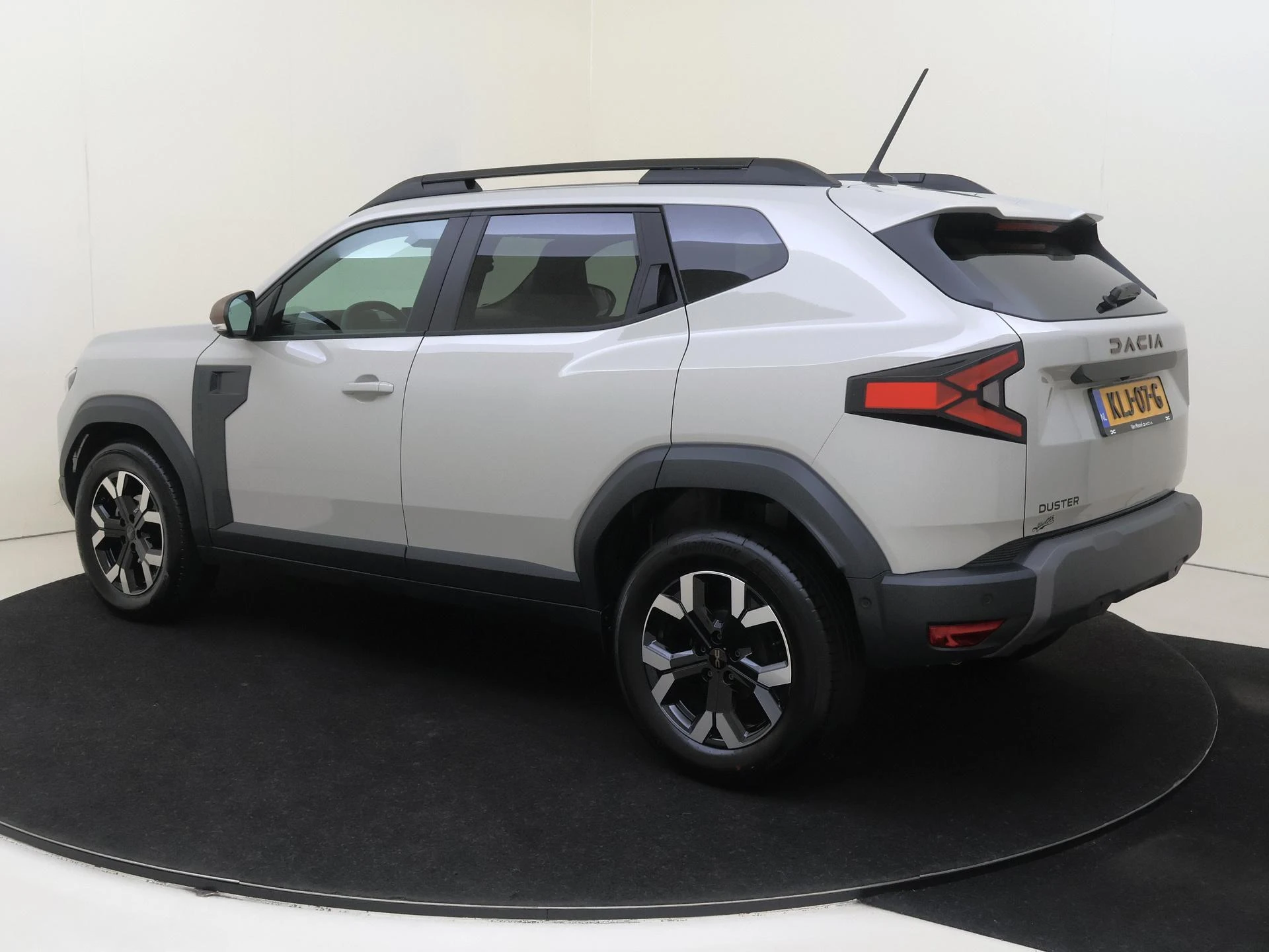 Dacia-Duster-image-2