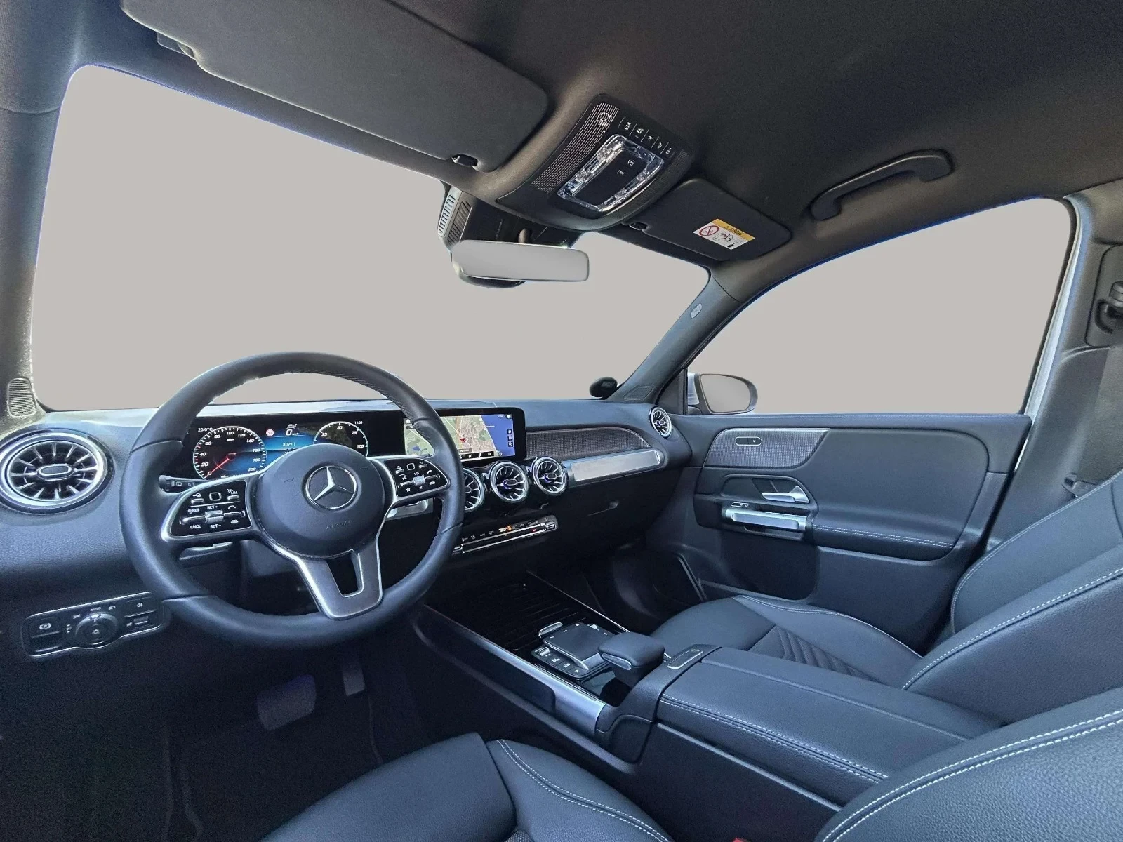Mercedes-Benz-EQB-image-11