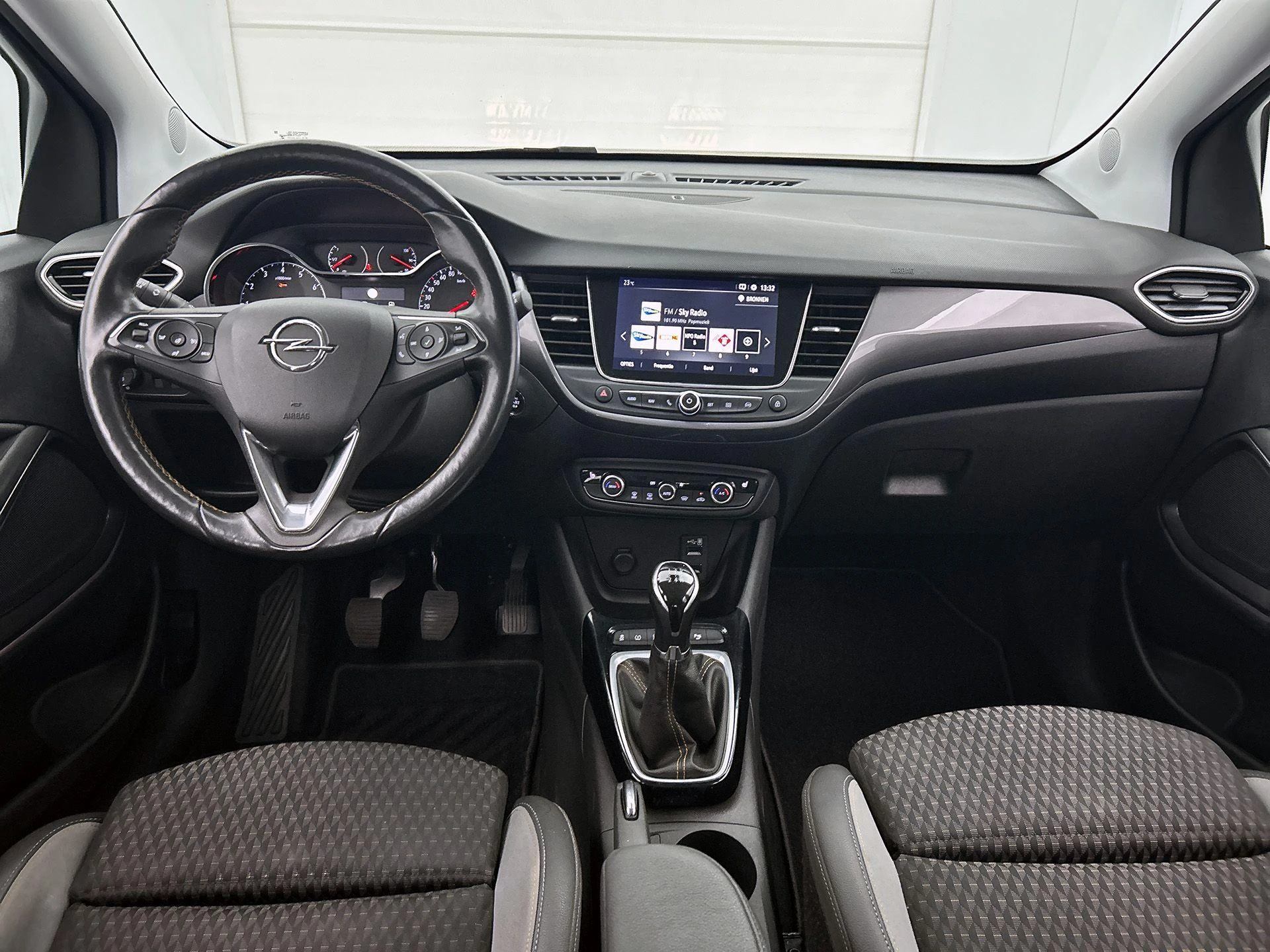 Opel-Crossland X-image-22