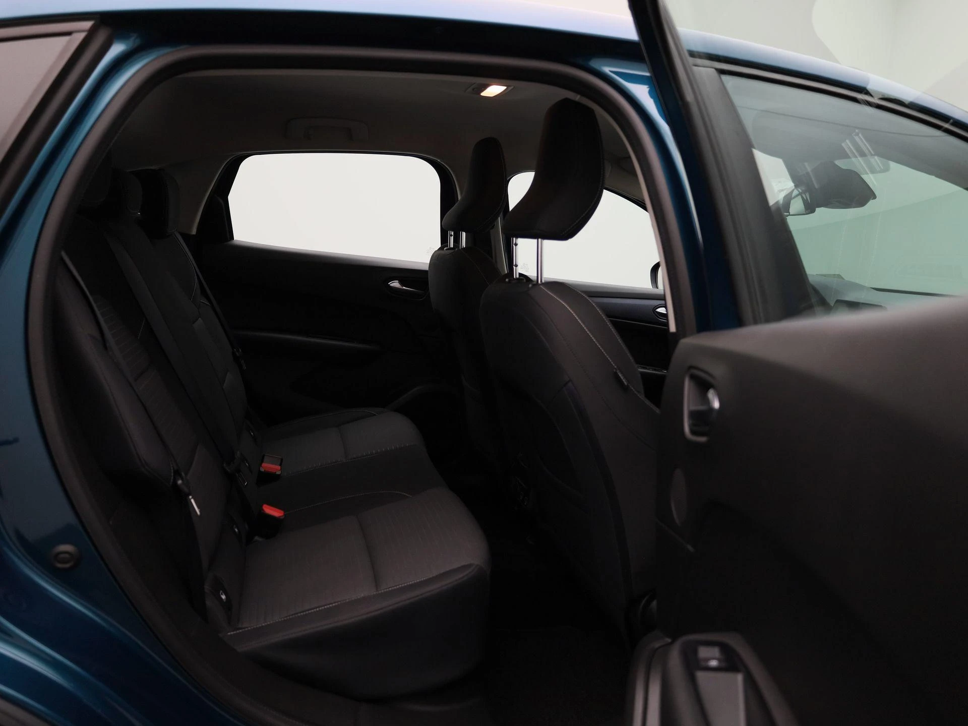 Renault-Arkana-image-34