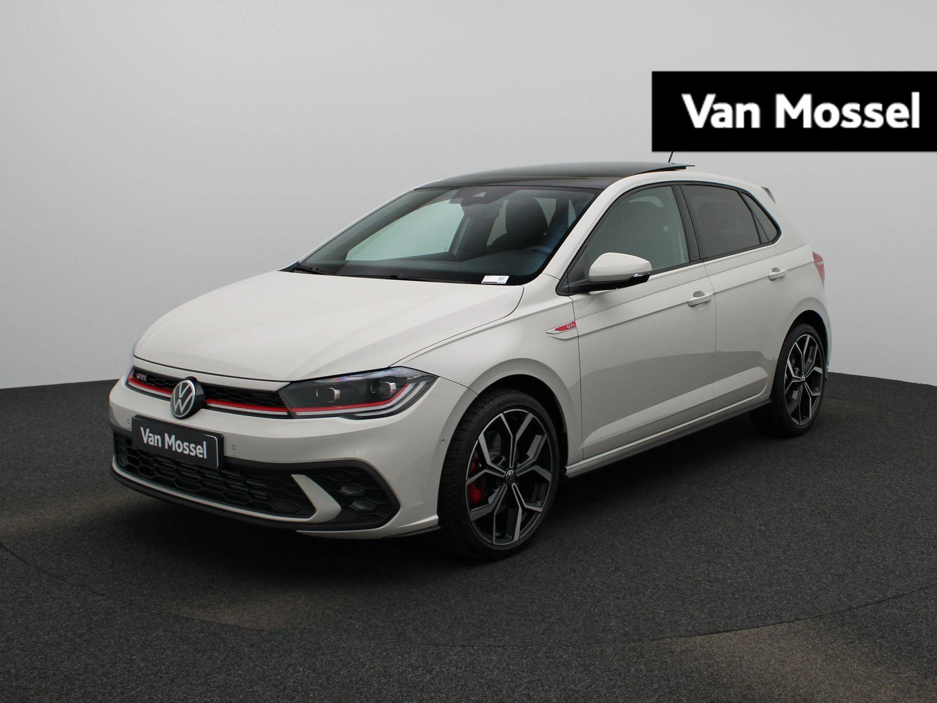 Volkswagen-Polo-image-0