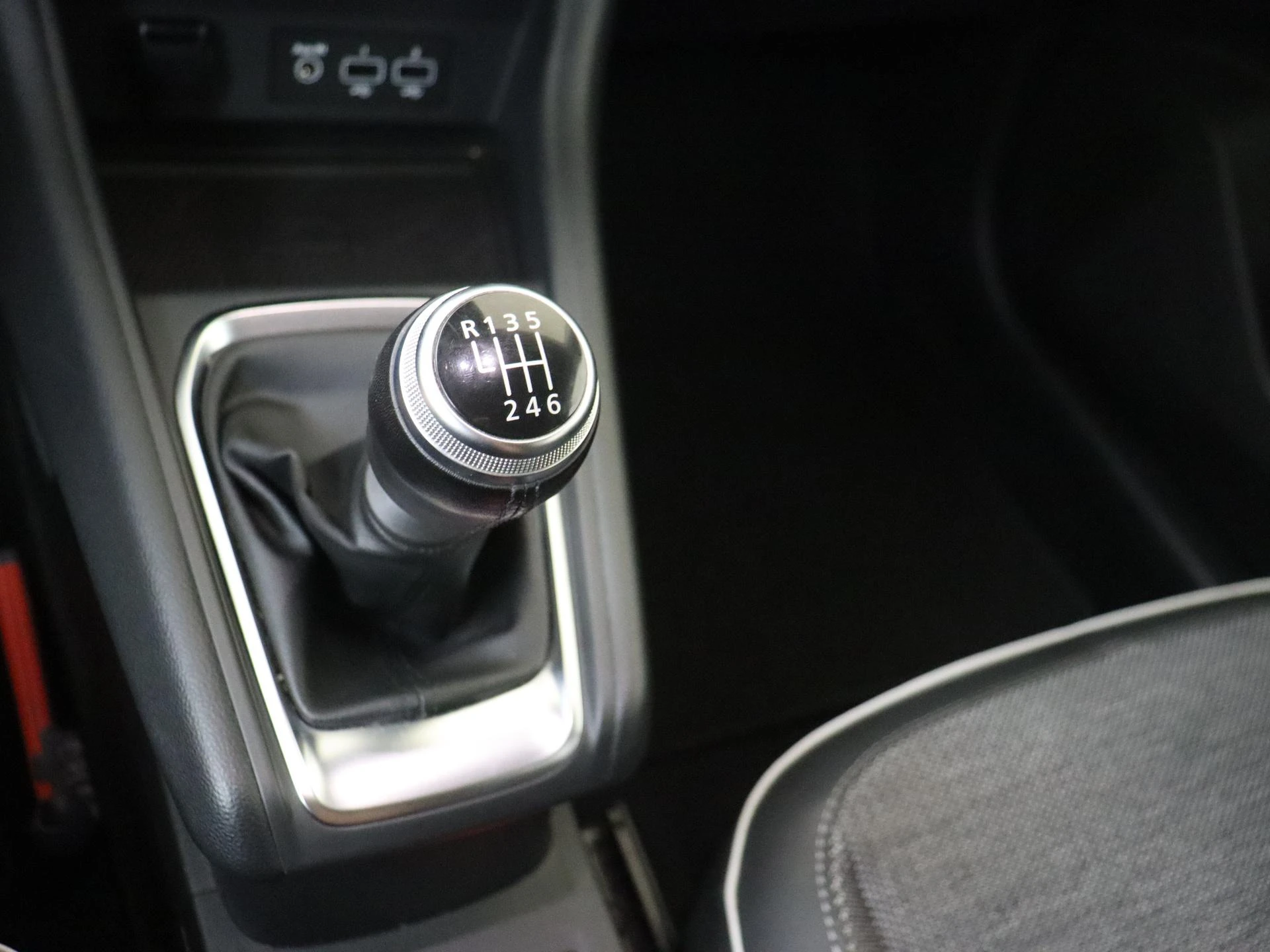 Renault-Captur-image-14