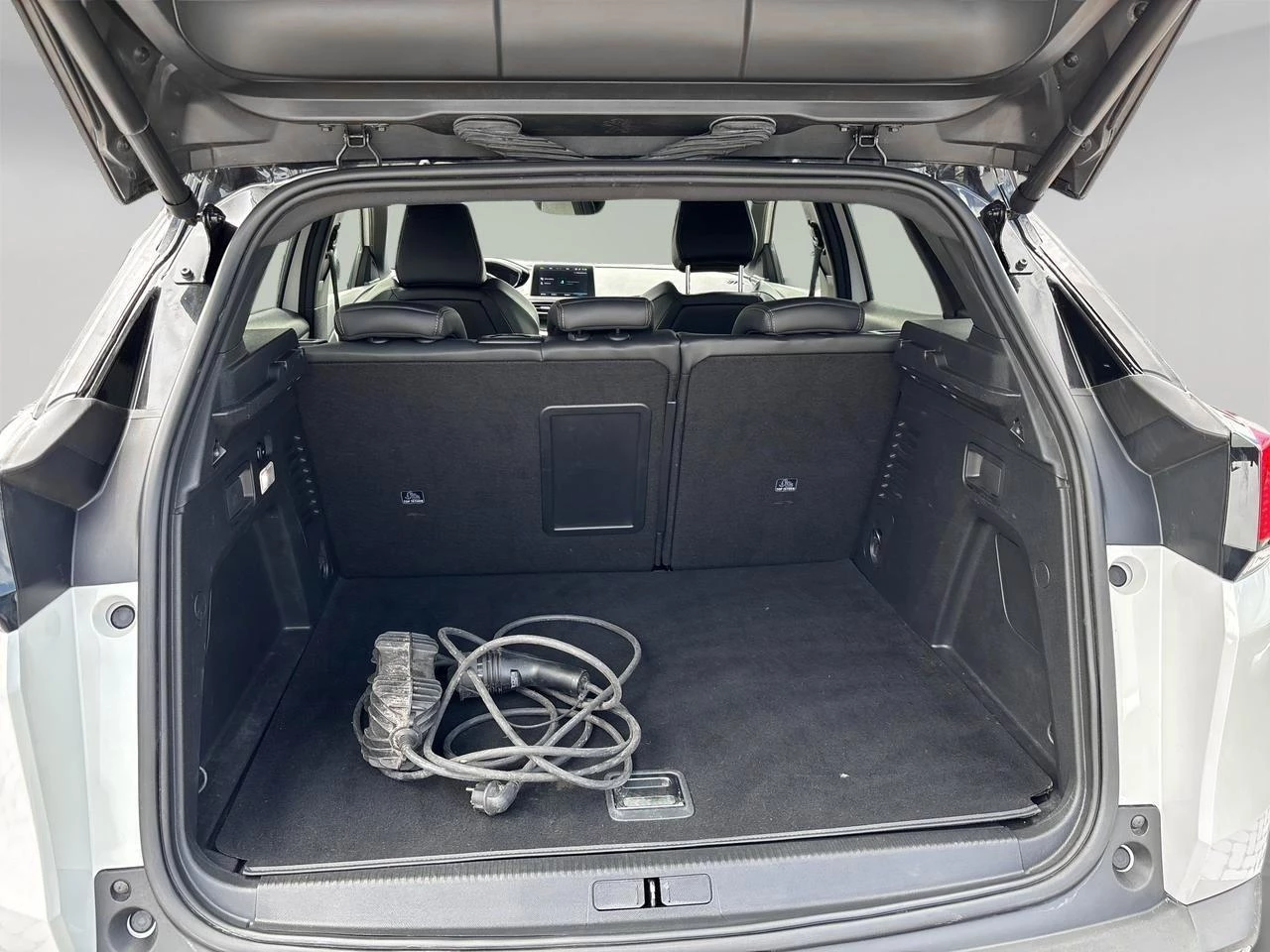 Peugeot 3008 Hybrid4 300 e-Auto8 GT