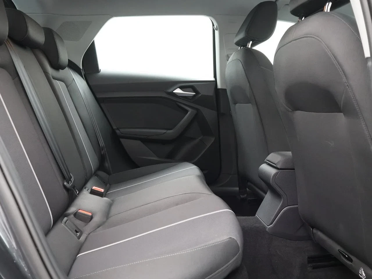 Audi-A1 Sportback-image-12