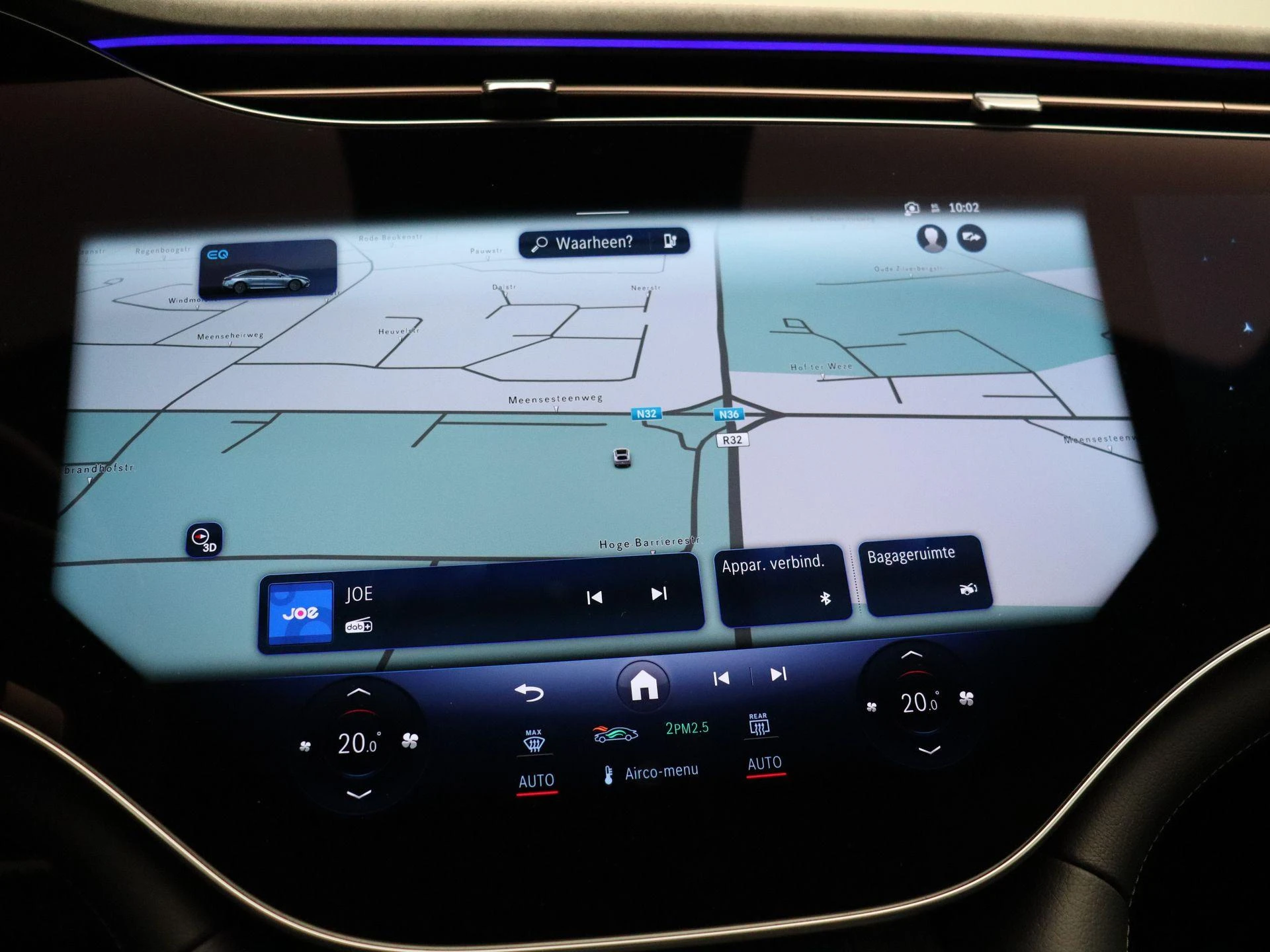 Mercedes-Benz-EQS-image-20