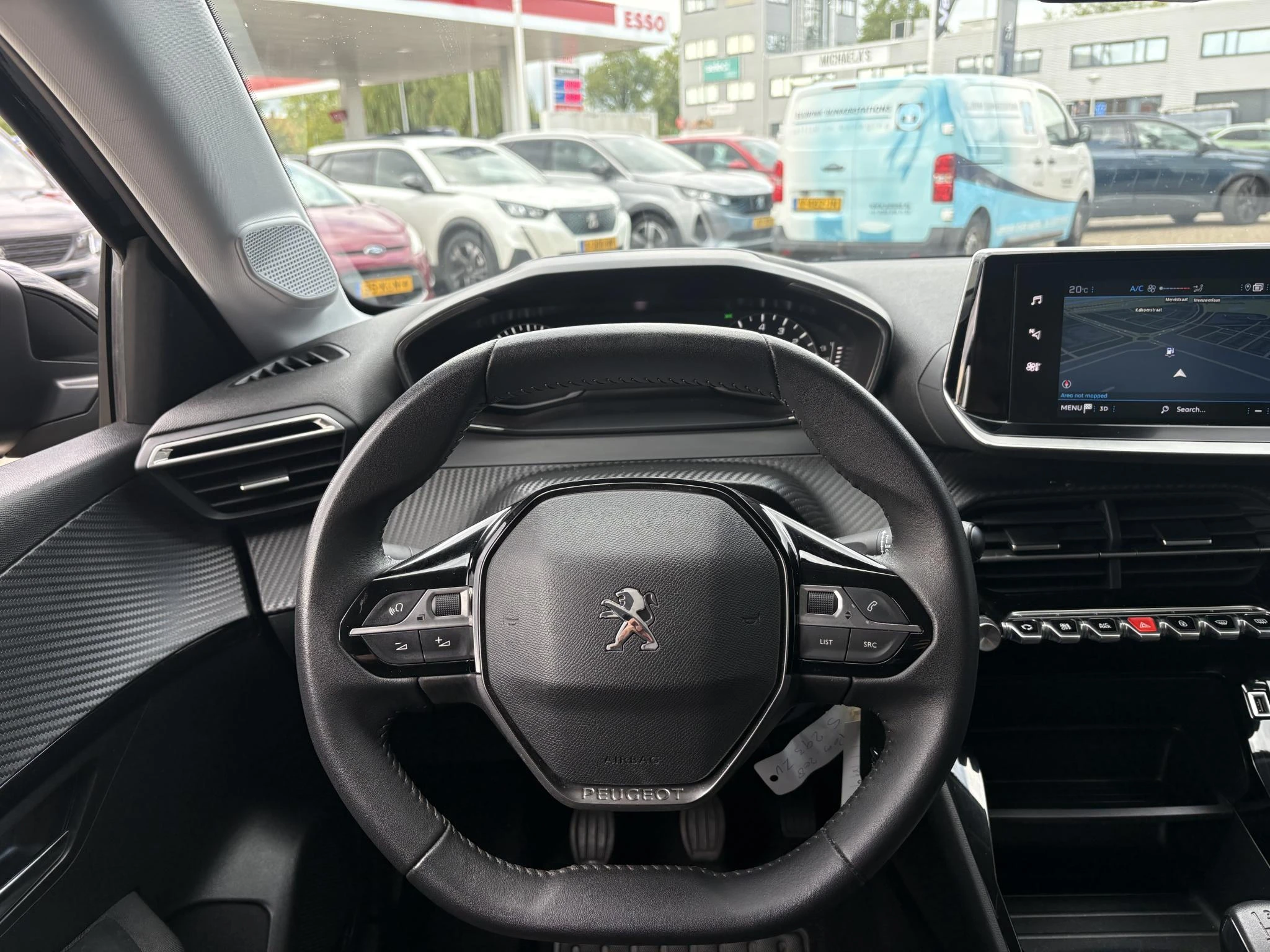 Peugeot-208-image-11