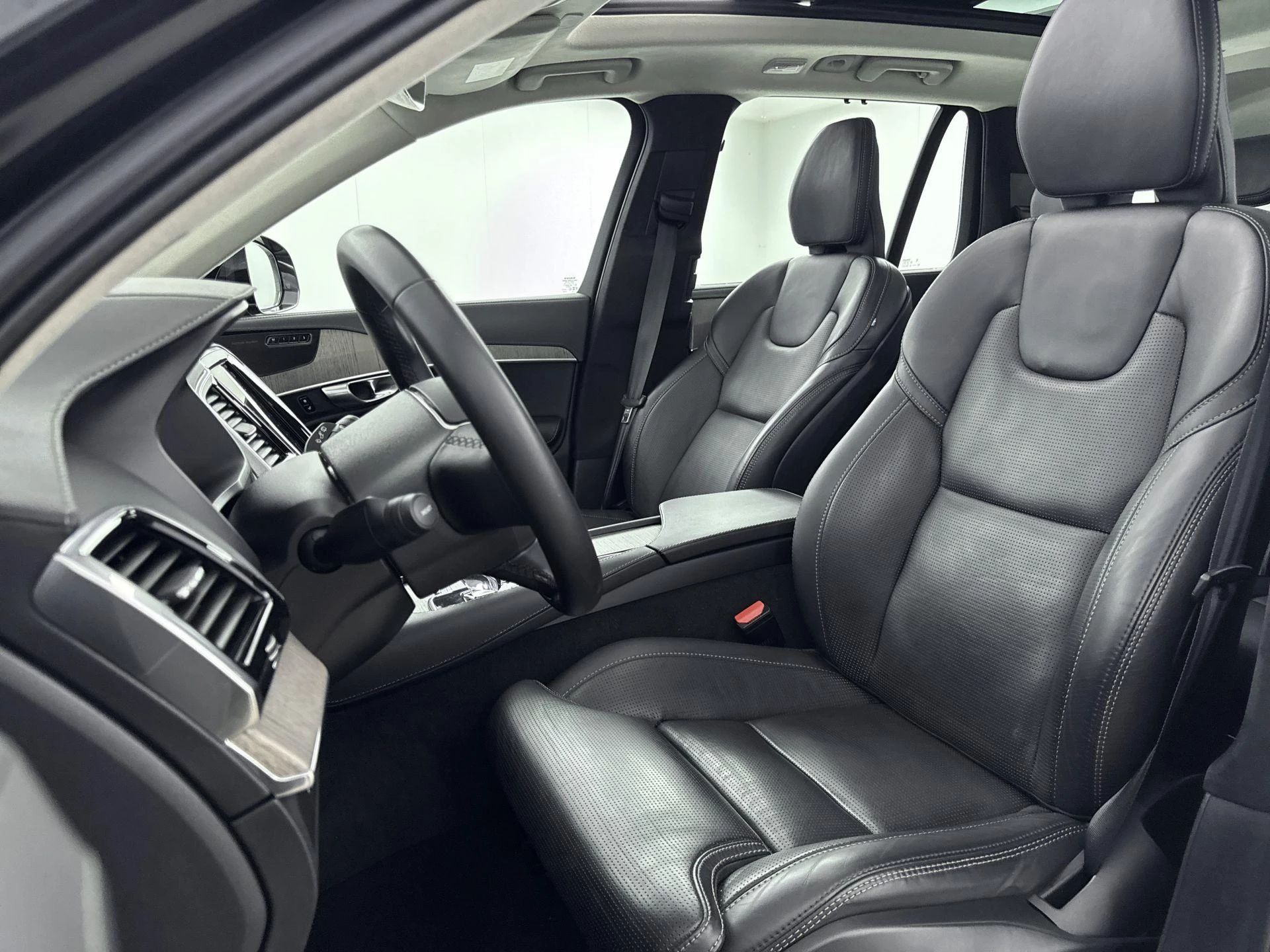 Volvo-XC90-image-28