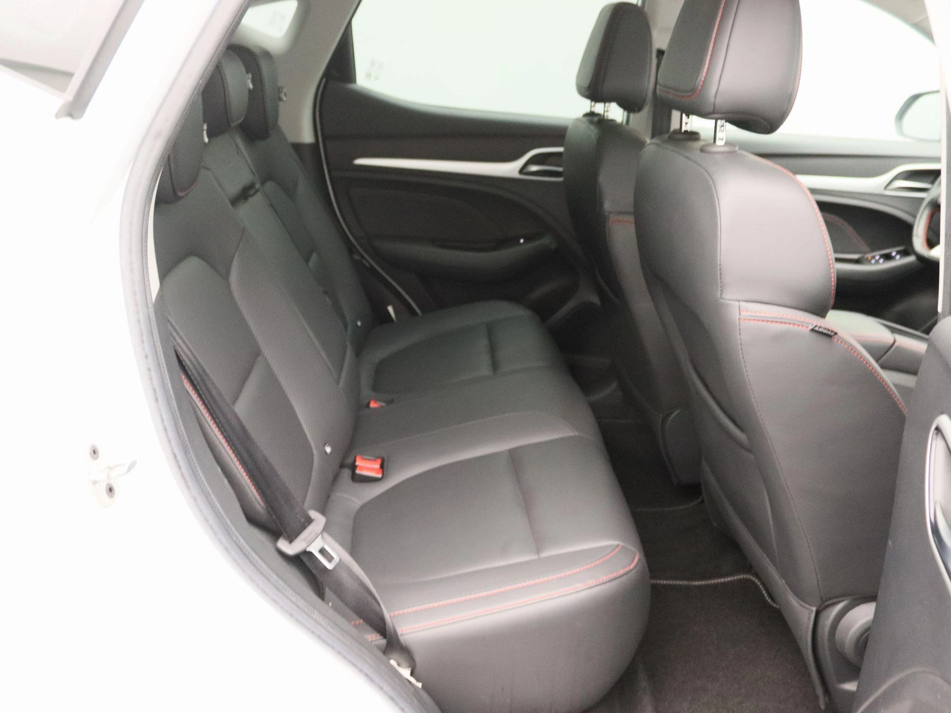 MG ZS EV Standard Range Luxury 50 kWh