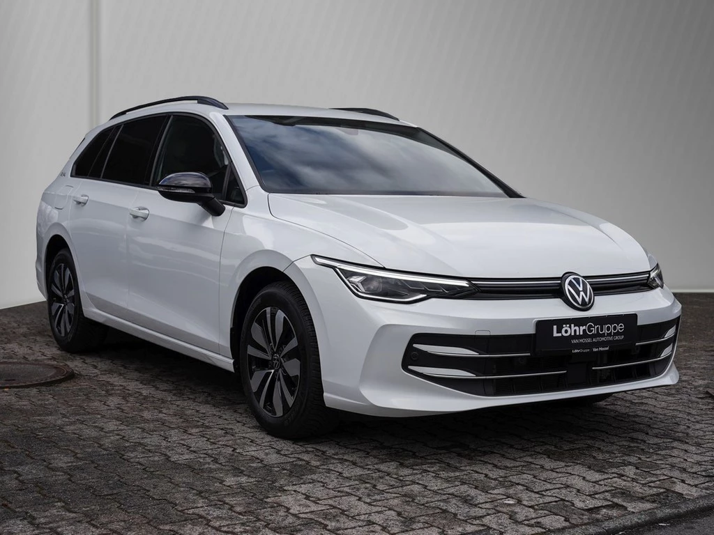 Volkswagen Golf VIII Variant 1,5 TSI Goal,AHK,LED,ACC,ALU Navi,Apple Car Play,Lenkrad/Sitzheizung