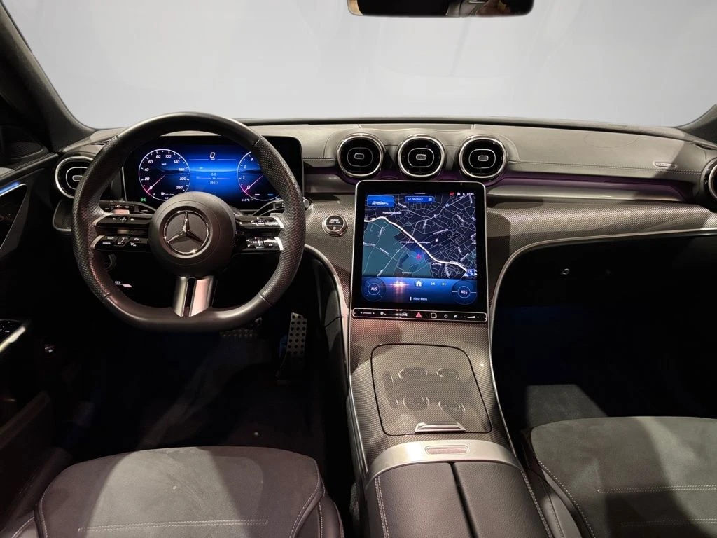 Mercedes-Benz-C-Klasse 300-image-11