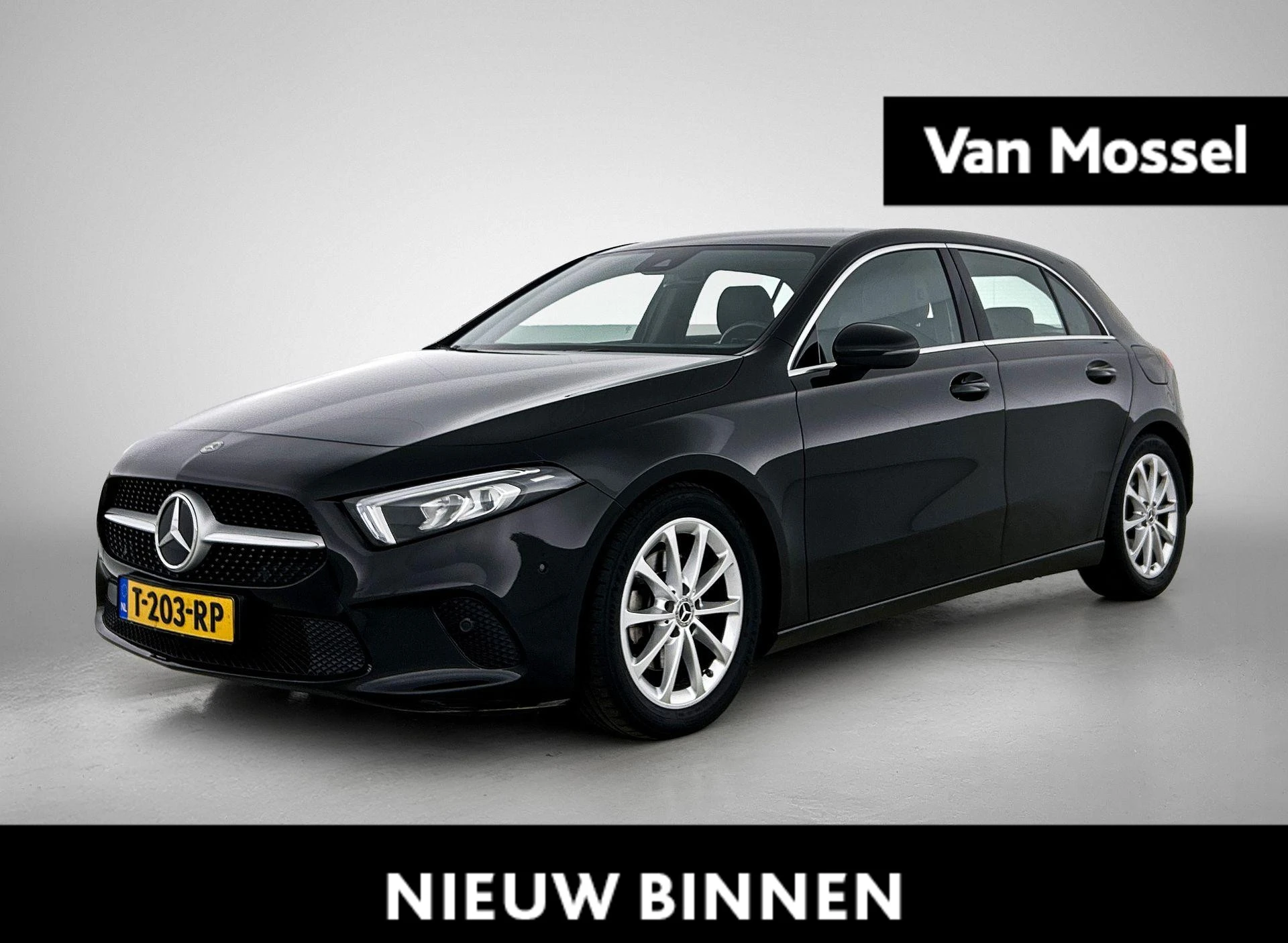 Mercedes-Benz-A-Klasse-image-0