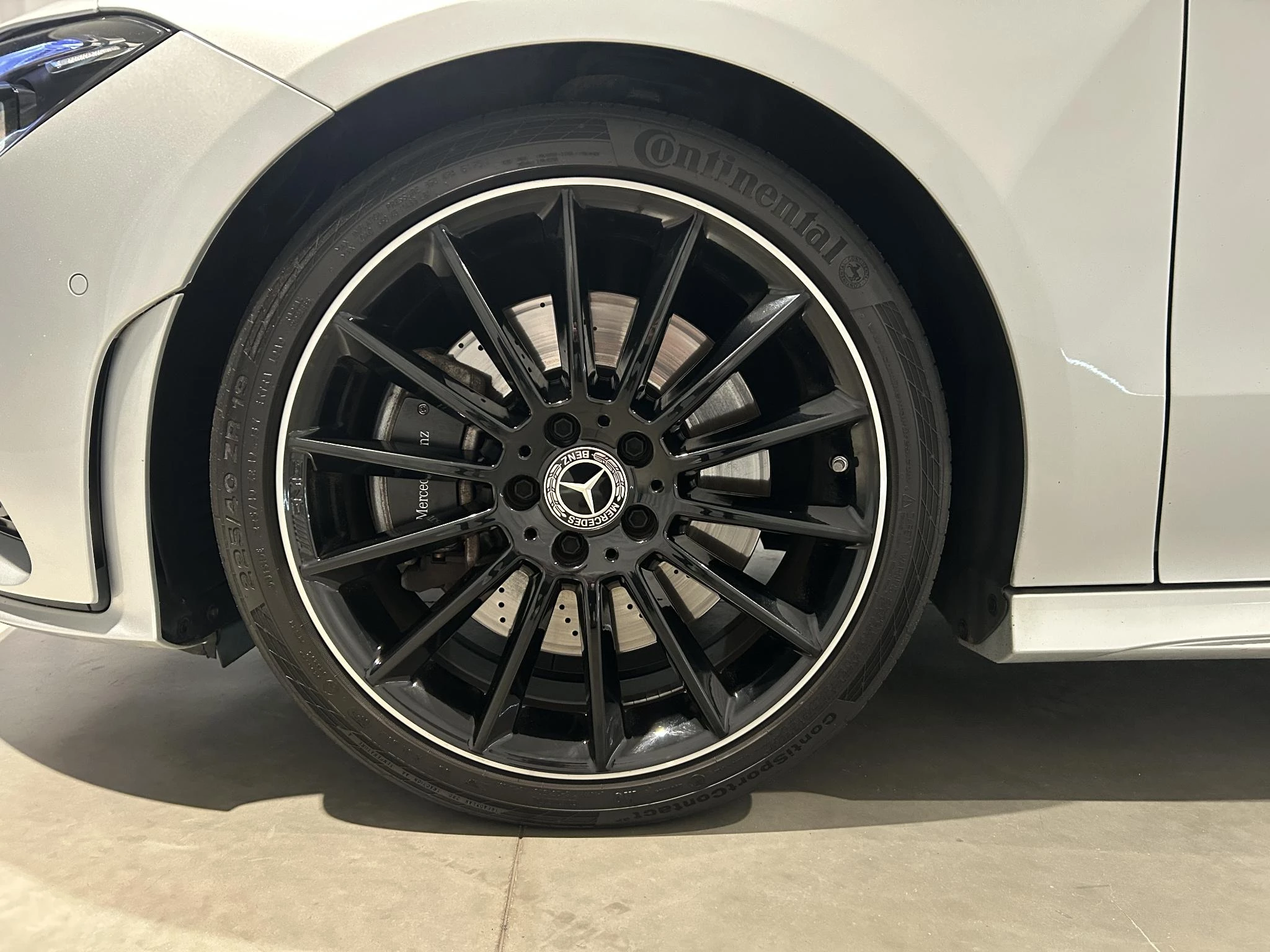 Mercedes-Benz CLA 250 AMG Line Shooting Brake + 224 PK + PANO DAK + MULTIBEAM LED + CAMERA +