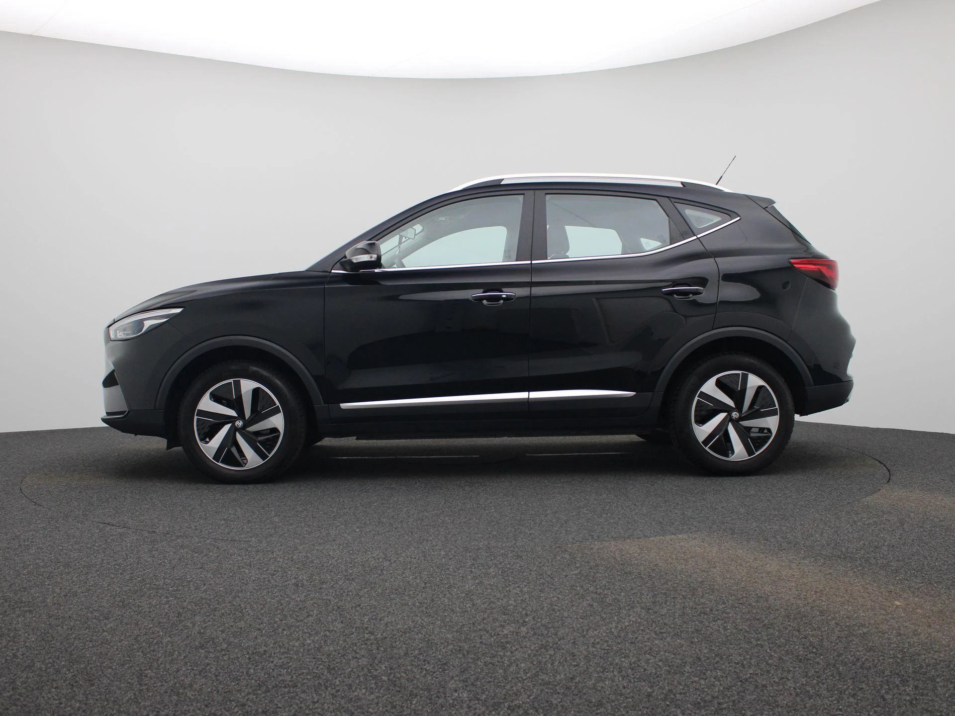 MG-ZS-image-3