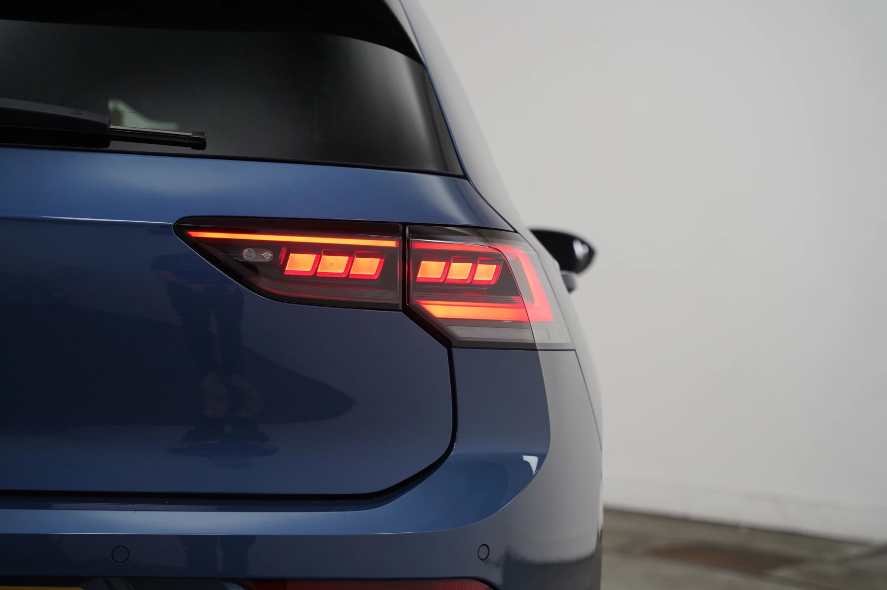 Volkswagen-Golf-image-30