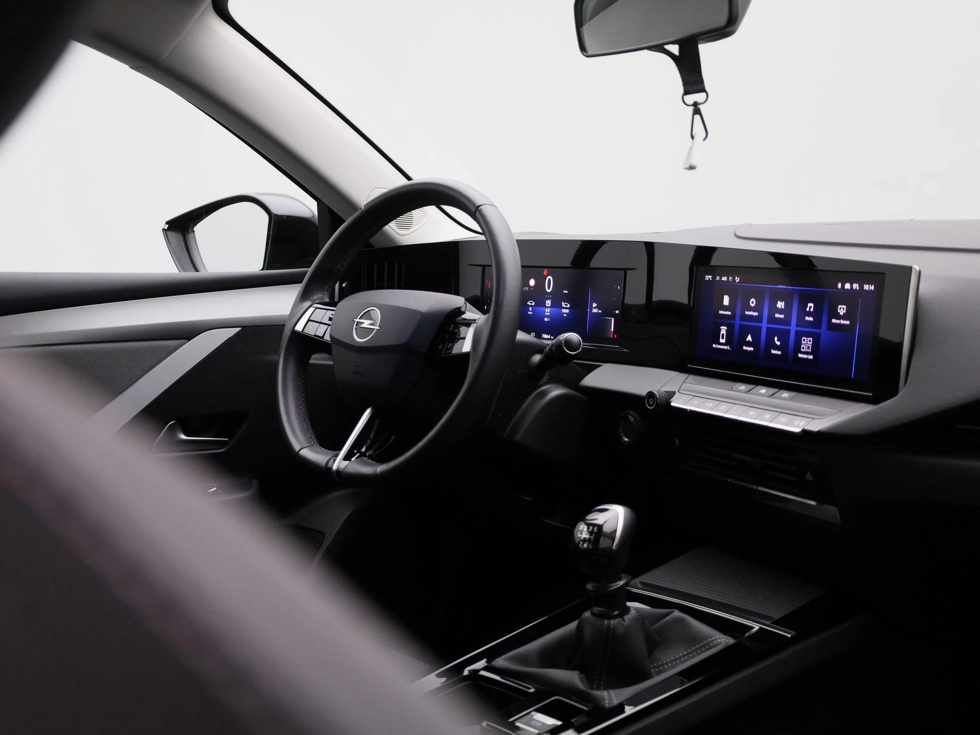 Opel-Astra-image-28