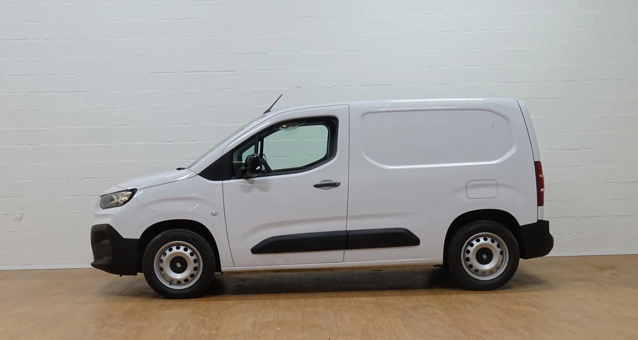 Fiat Doblò 1.5 BlueHDI 130 AT8 L1 Light