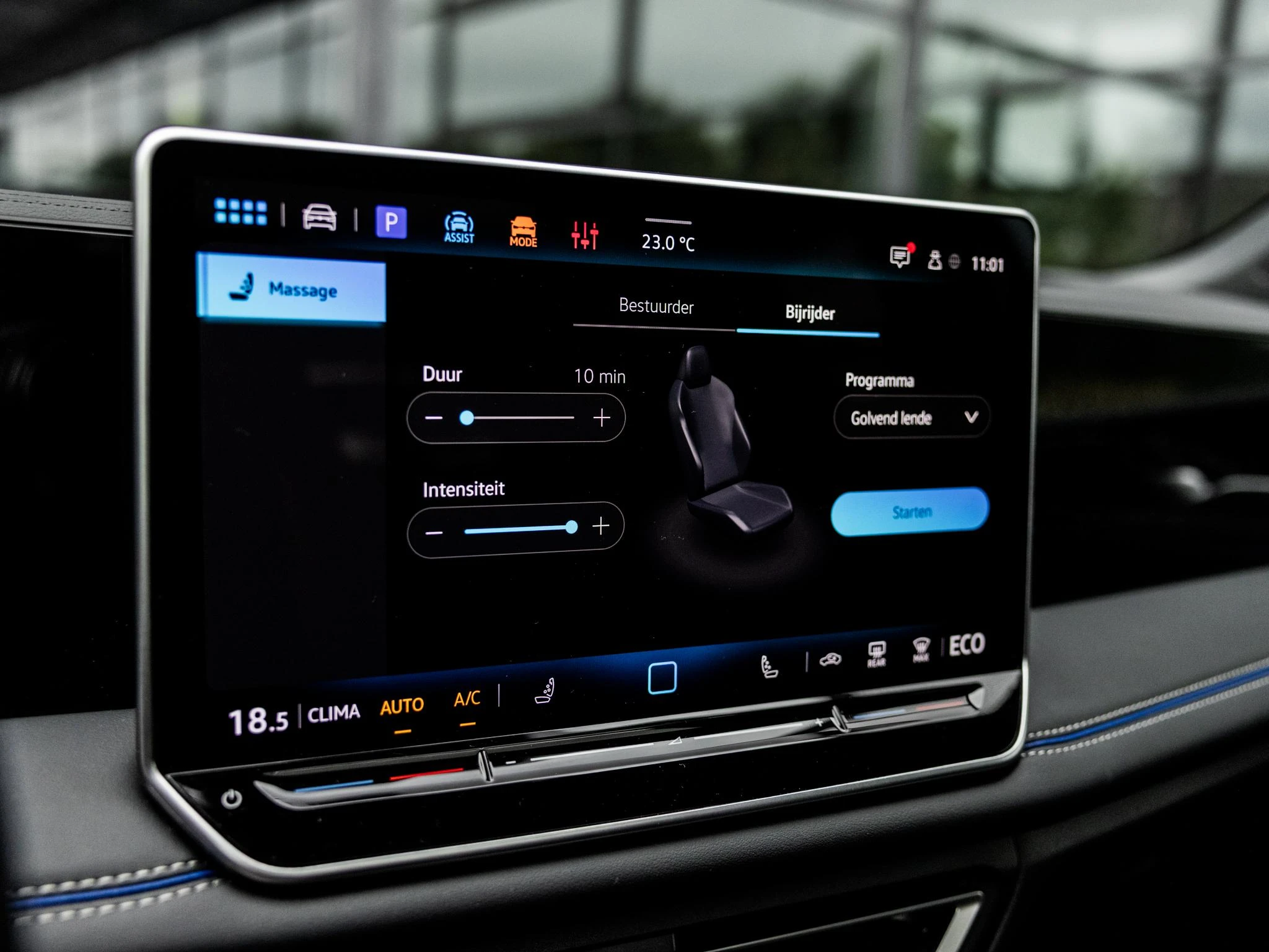 Volkswagen-Tiguan-image-31
