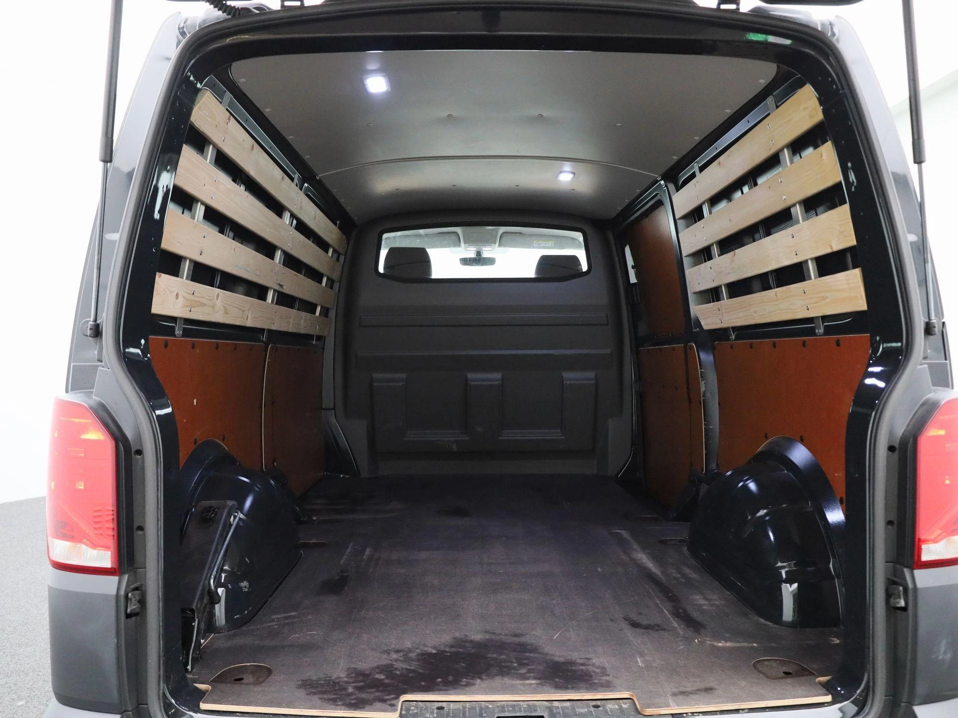 Volkswagen Transporter 2.0 TDI L2H1 150PK
