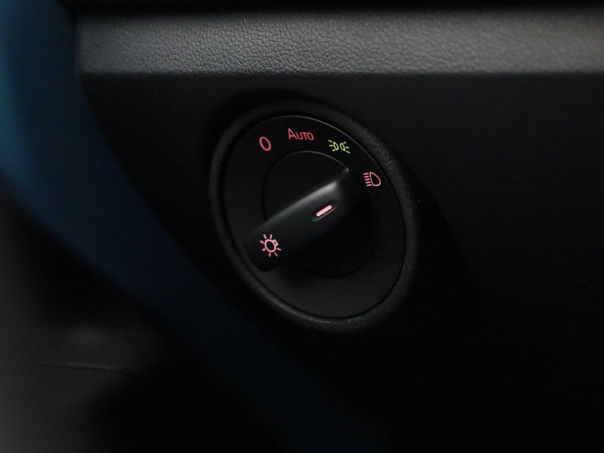 Volkswagen-up!-image-14