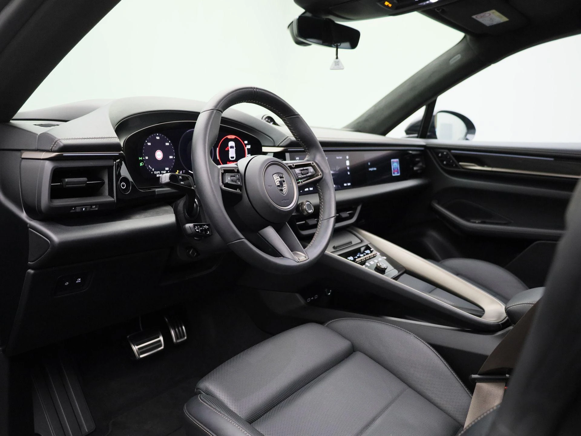 Porsche-Macan-image-44