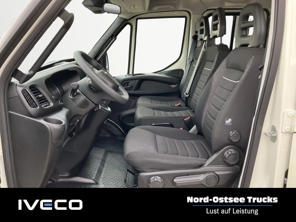 Iveco Daily 35S18HA8 DoKa Pritsche AHK AUT Kam. LM