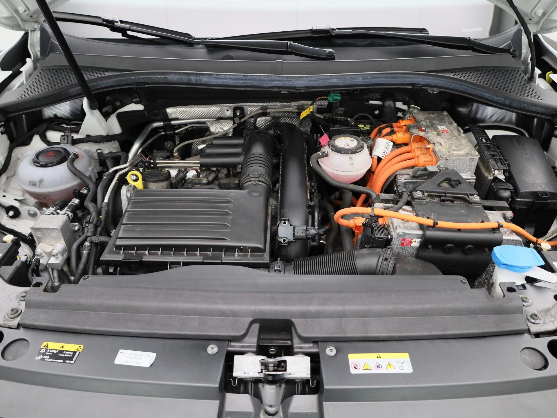 Volkswagen-Tiguan-image-49