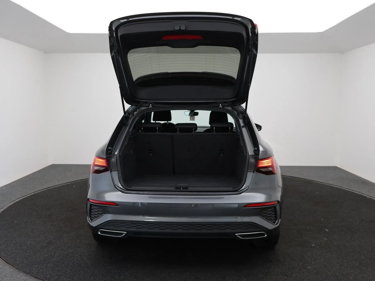 Audi A3 Sportback PHEV Audi A3 Sportback S line 40 TFSIe 204PK *AUTOMAAT*VIRTUAL COCKPIT*PDC*CRUISE*APP-CONNECT*AIRCO*...*