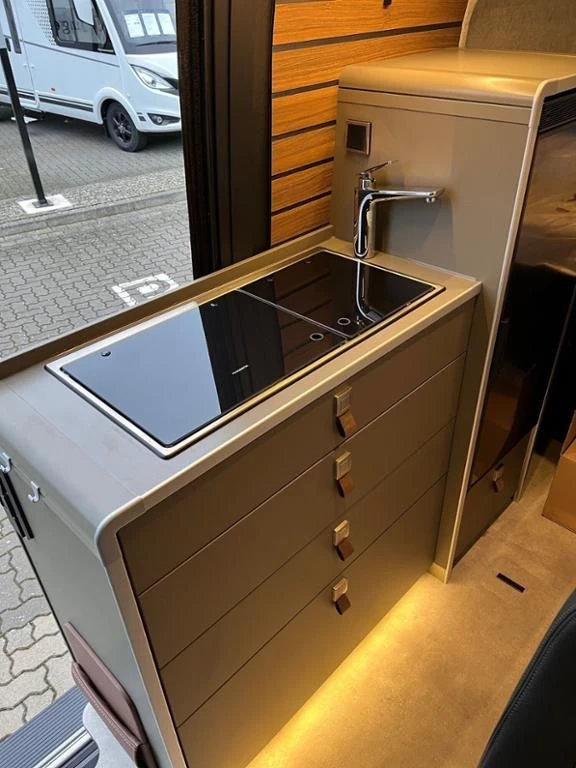 Hymer--image-11