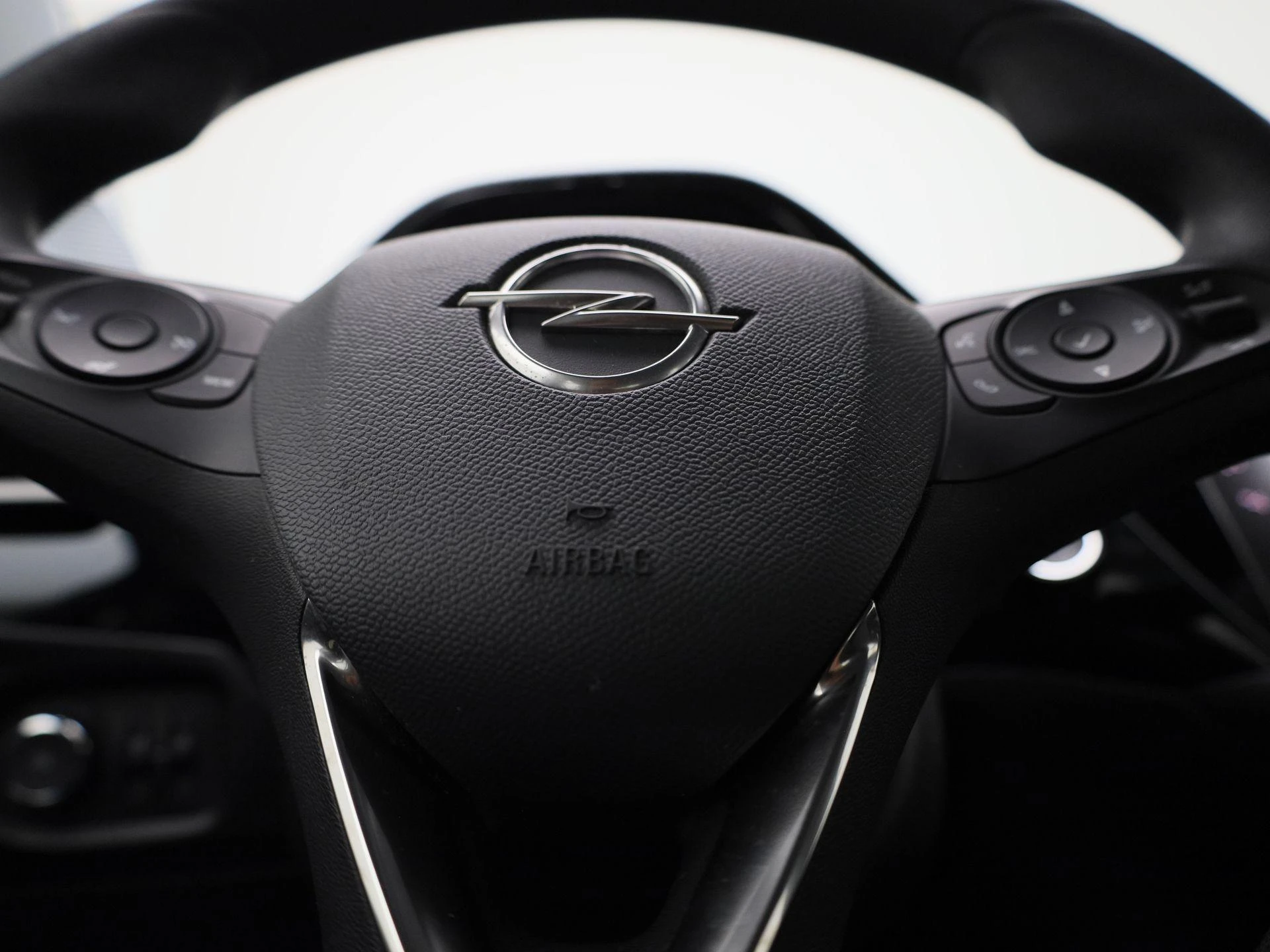 Opel-Corsa-e-image-26