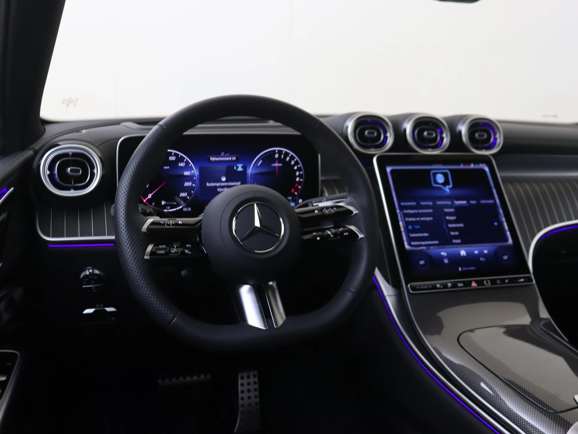Mercedes-Benz-GLC-image-9