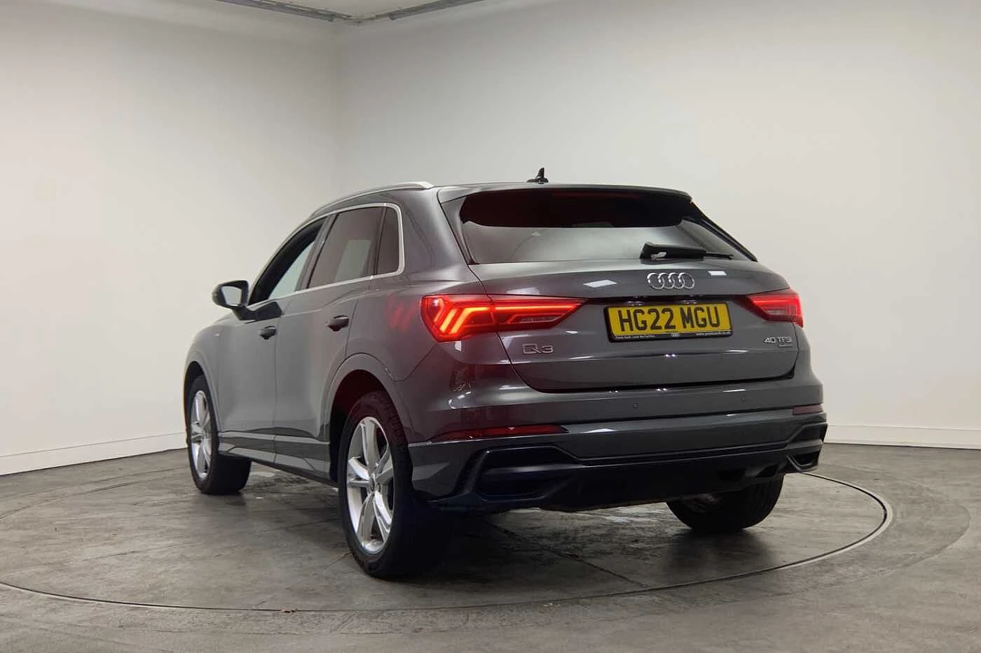 Audi-Q3-image-2