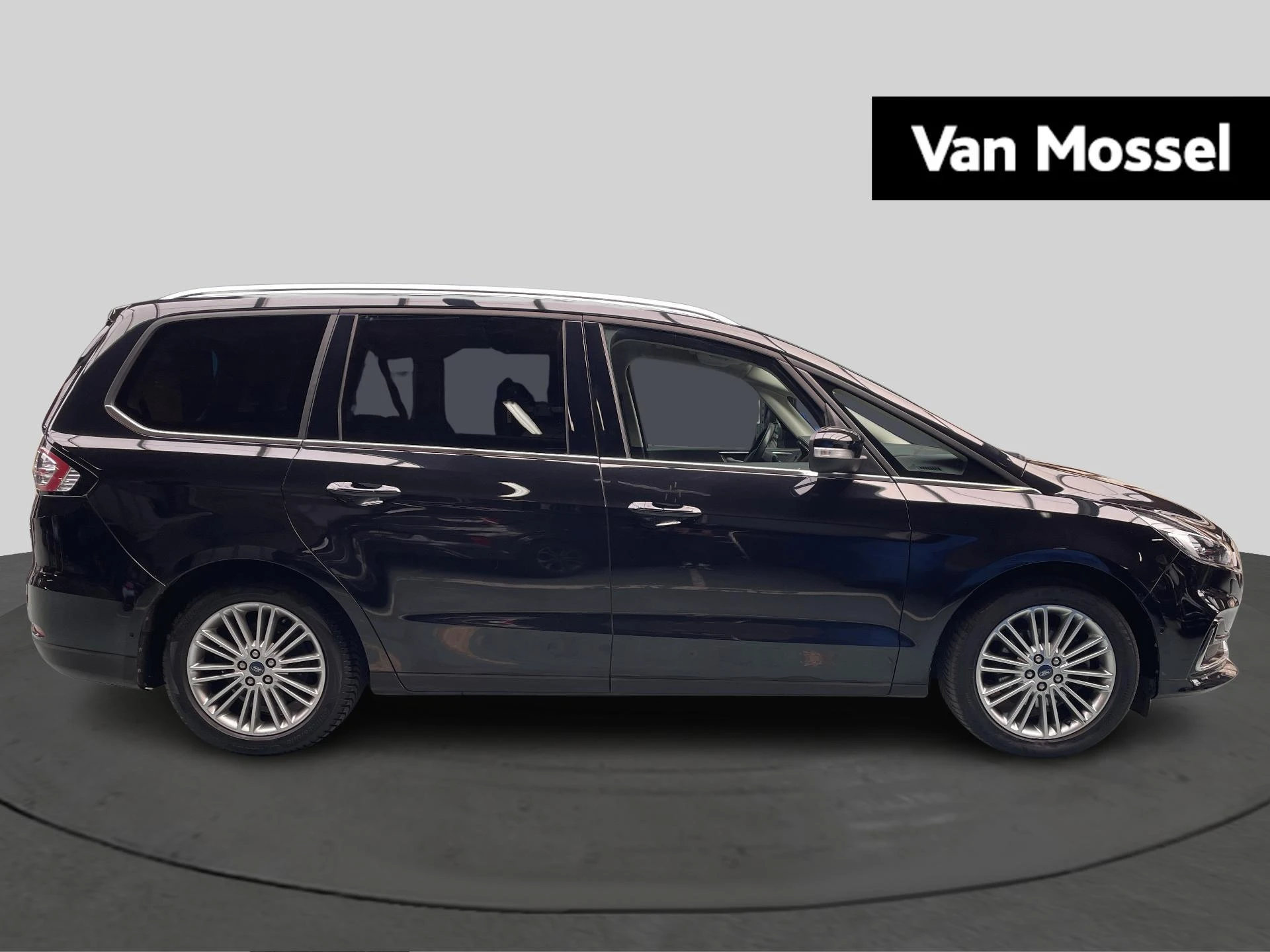 Ford-Galaxy-image-4