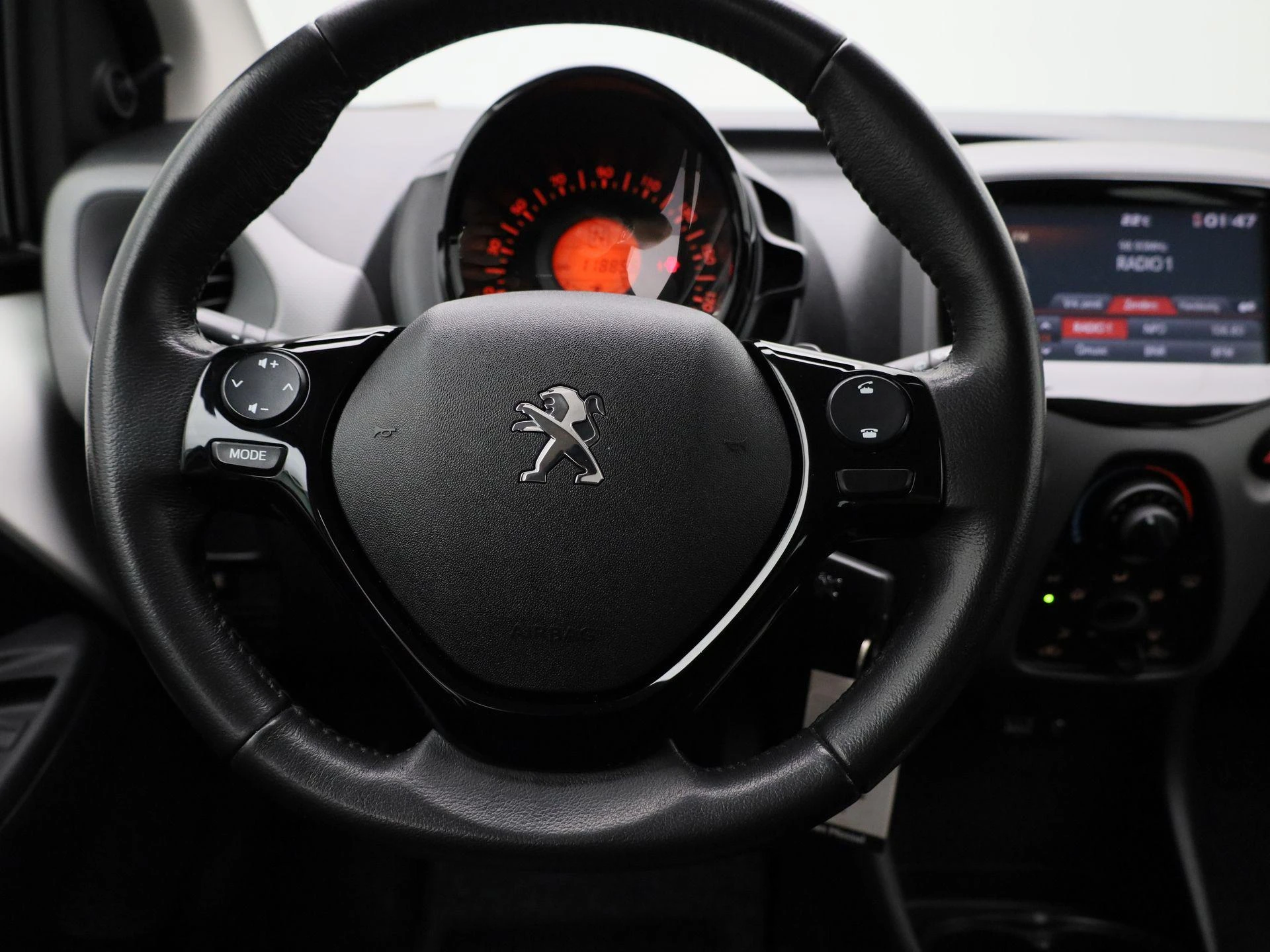 Peugeot-108-image-6
