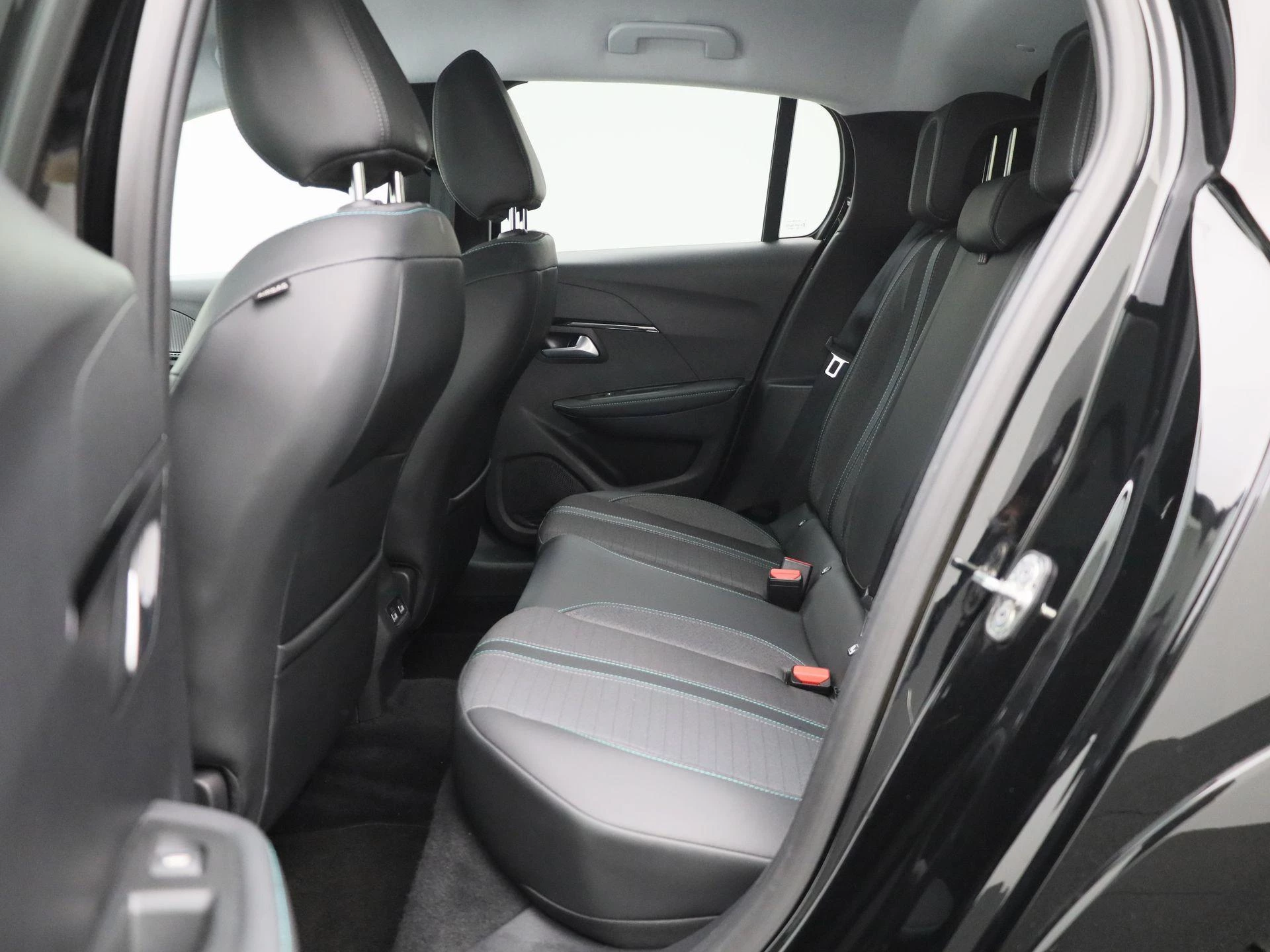 Peugeot e-208 EV Allure Pack 50 kWh