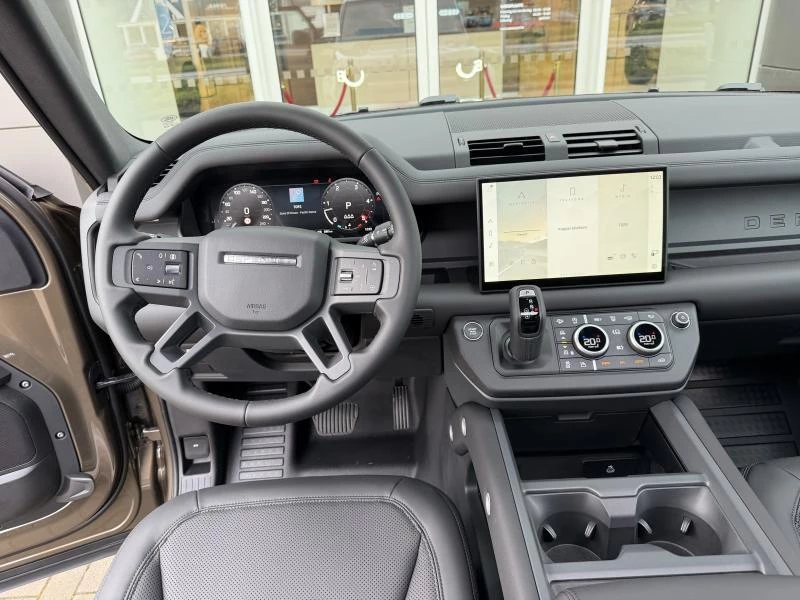 Land Rover Defender 90 D200 X-DYNAMIC