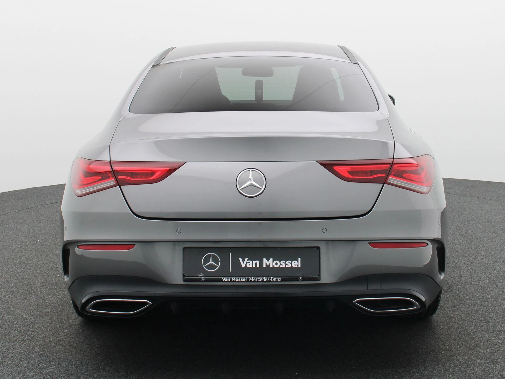 Mercedes-Benz CLA 180 AMG LINE + LEDER + NIGHTPAKKET + CAMERA + LED +