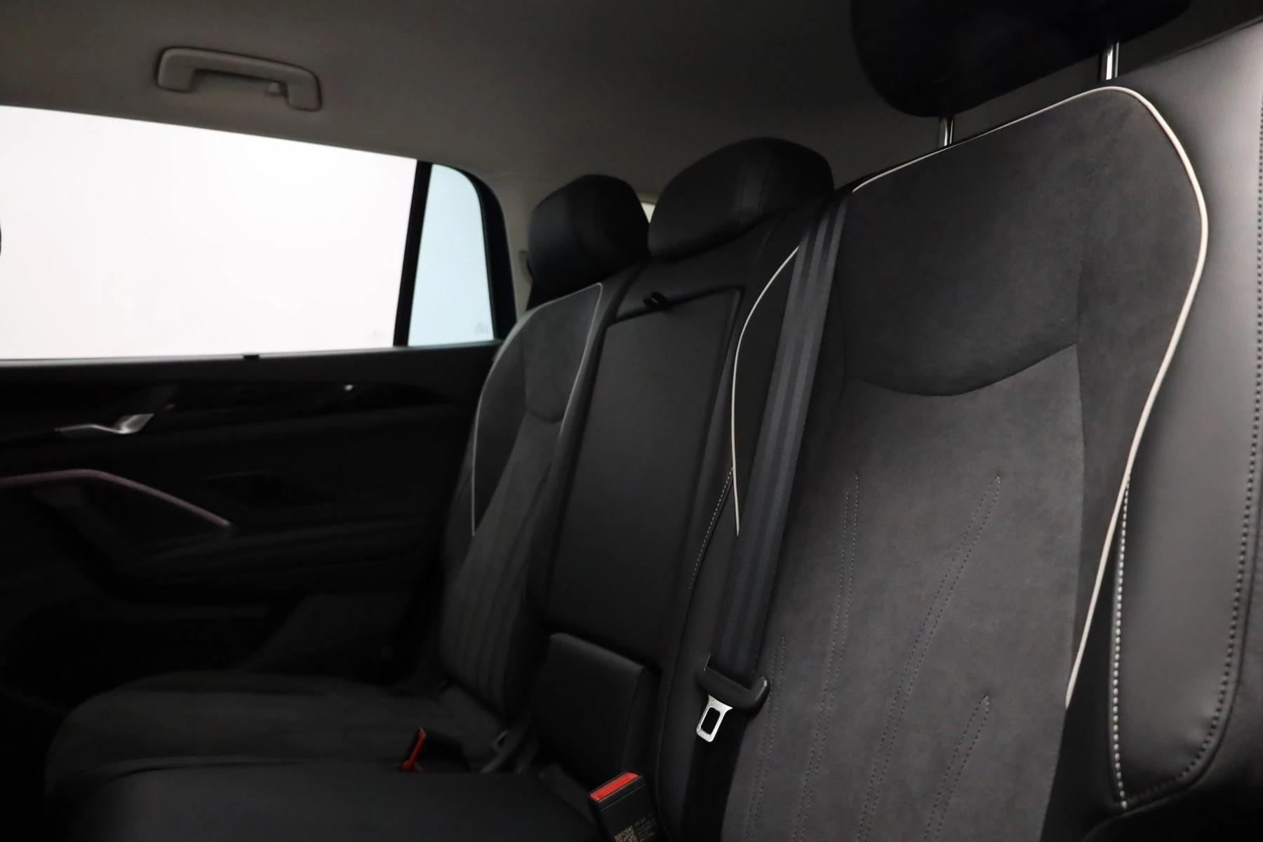 Volkswagen-Tayron-image-10