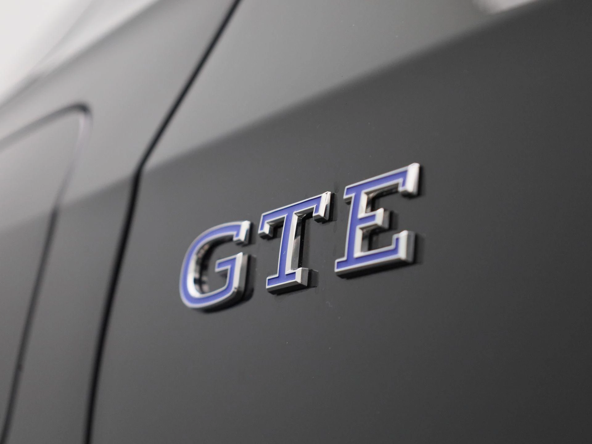 Volkswagen-Golf-image-39