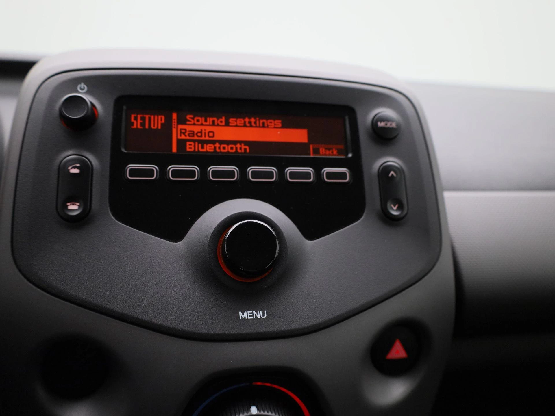 Peugeot-108-image-15
