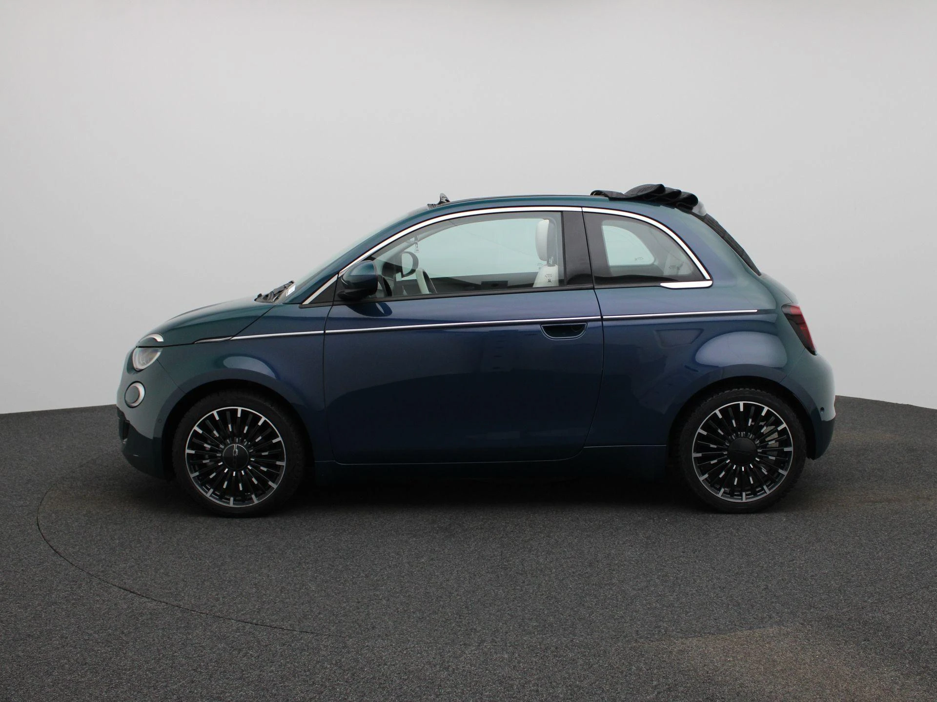 Fiat-500e-image-3