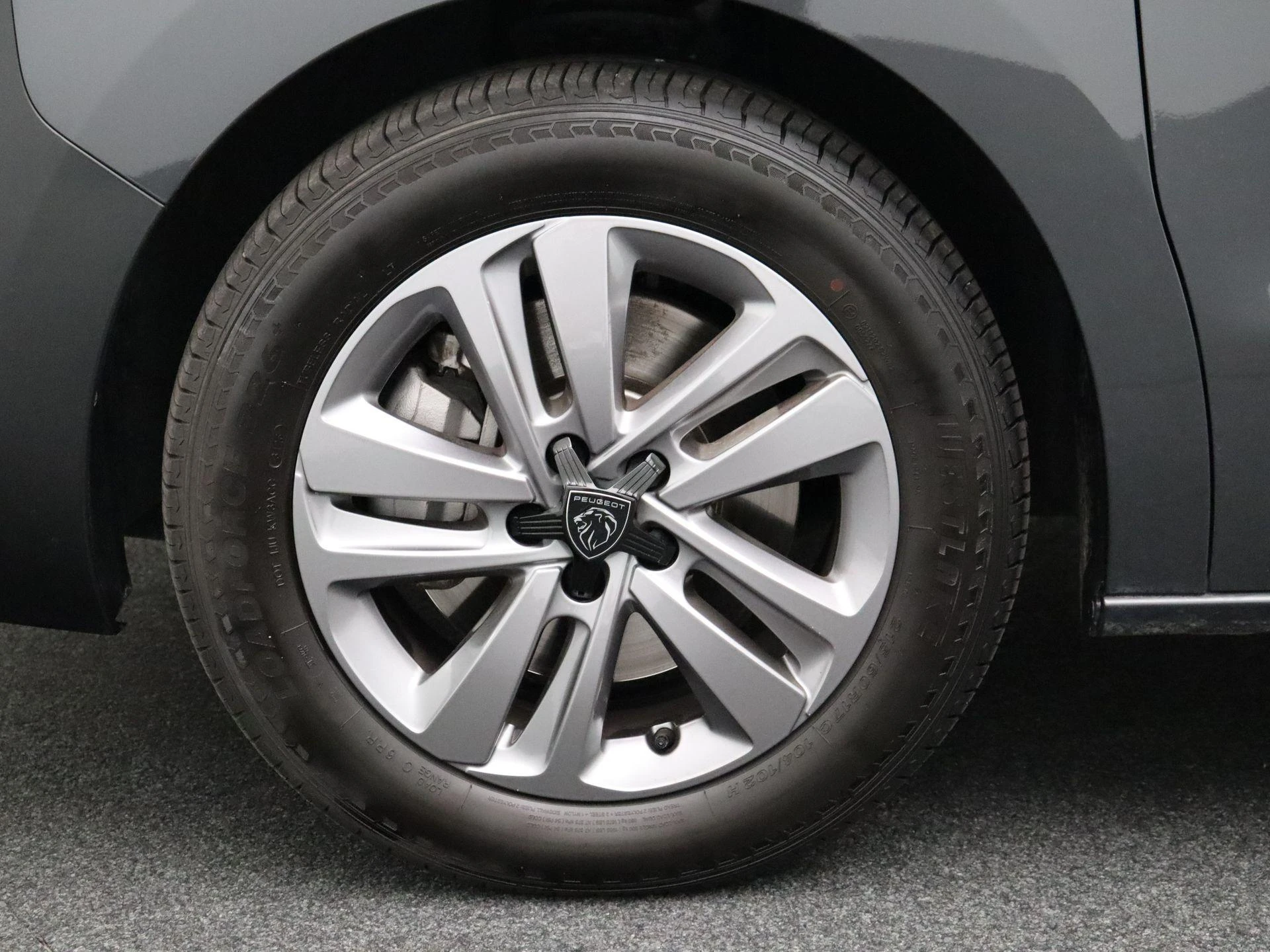 Peugeot-Expert-image-6