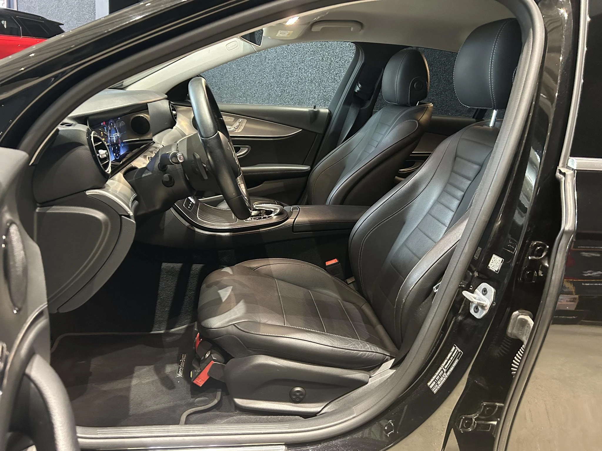 Mercedes-Benz-Classe E-image-7