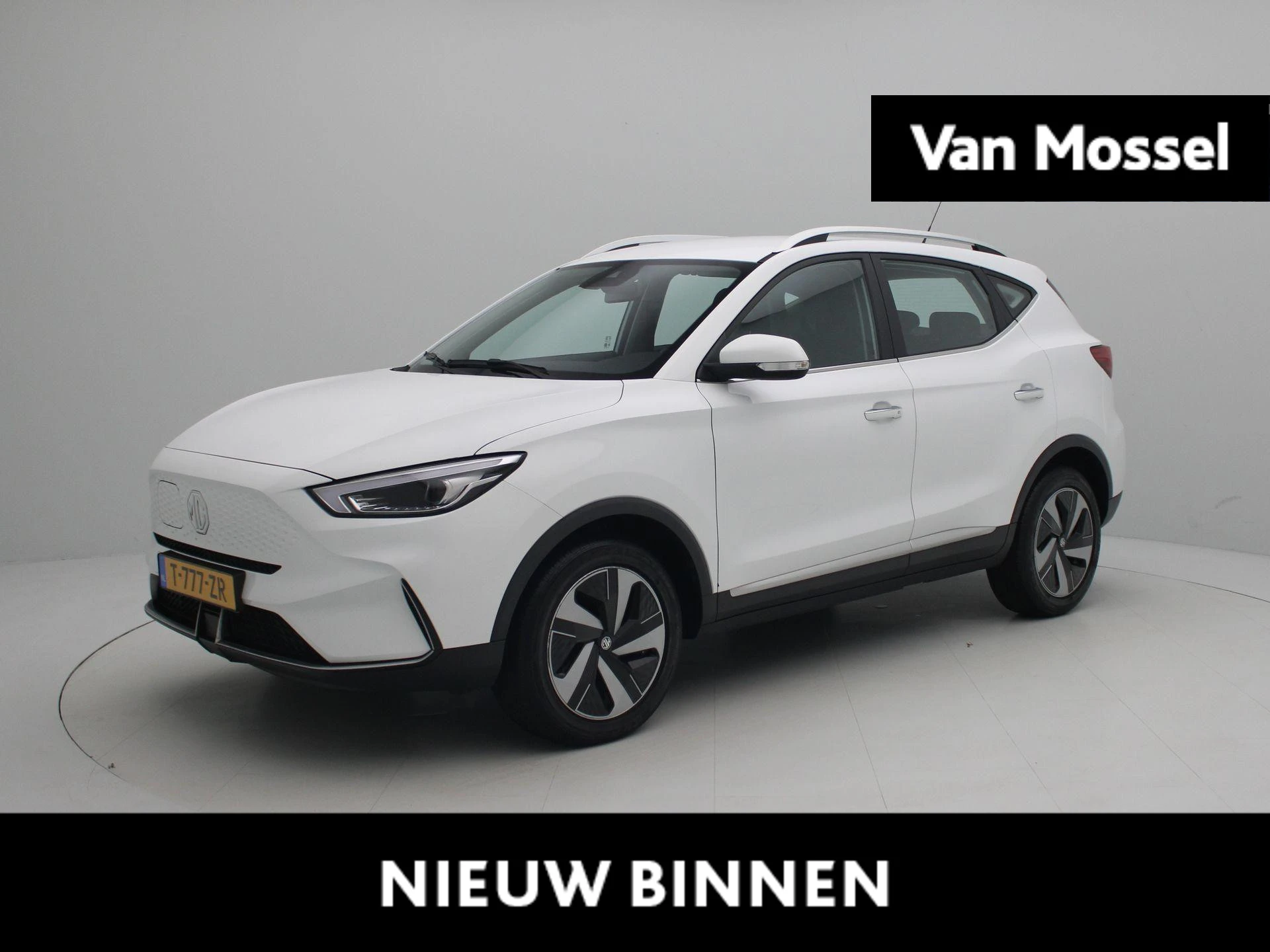 MG-ZS EV-image-0