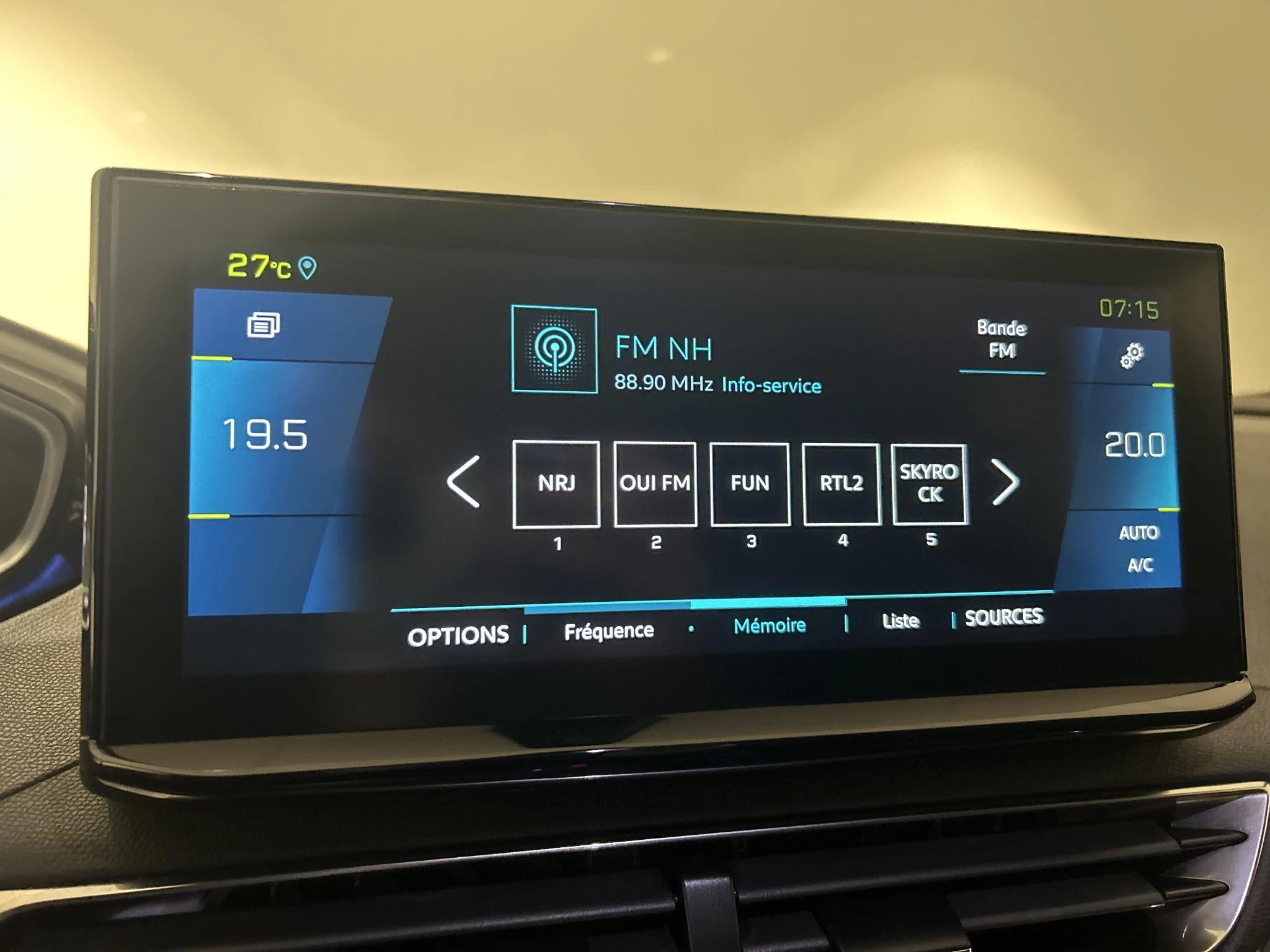 Peugeot 3008 1.6 HYbrid 225 GT