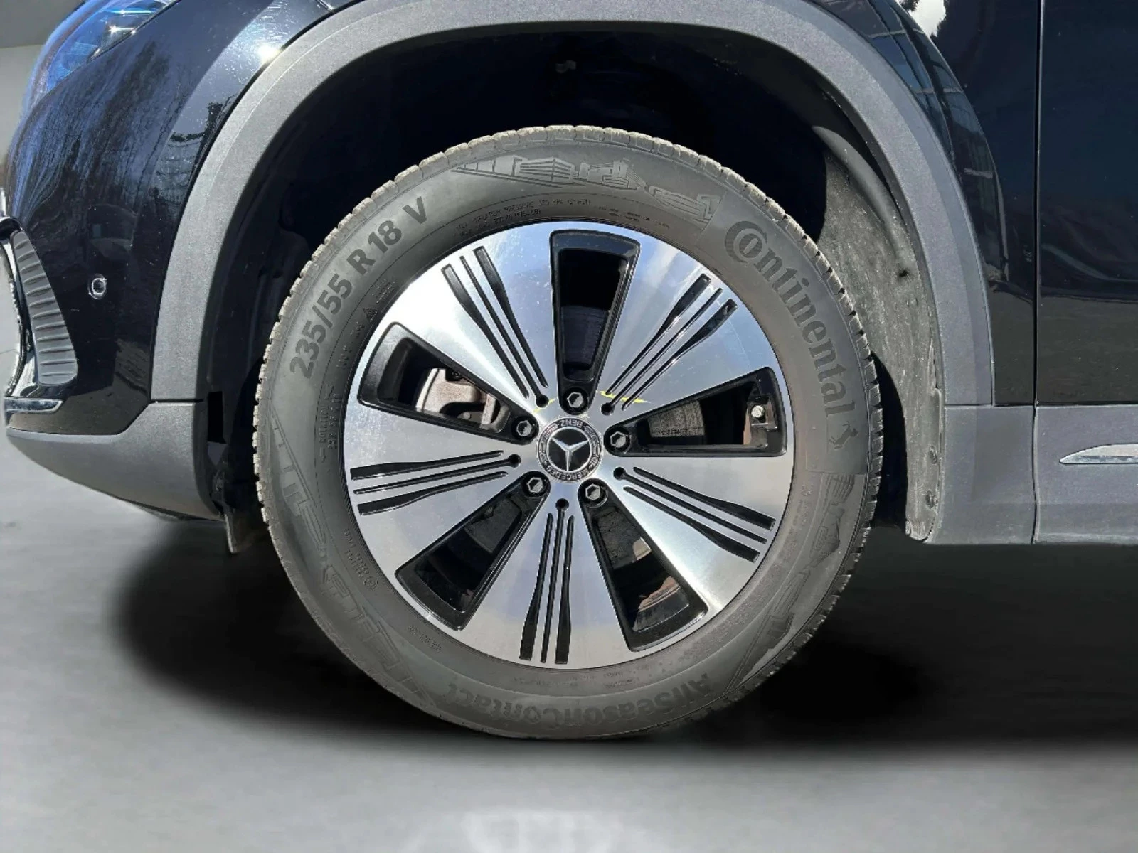 Mercedes-Benz-EQA-image-8