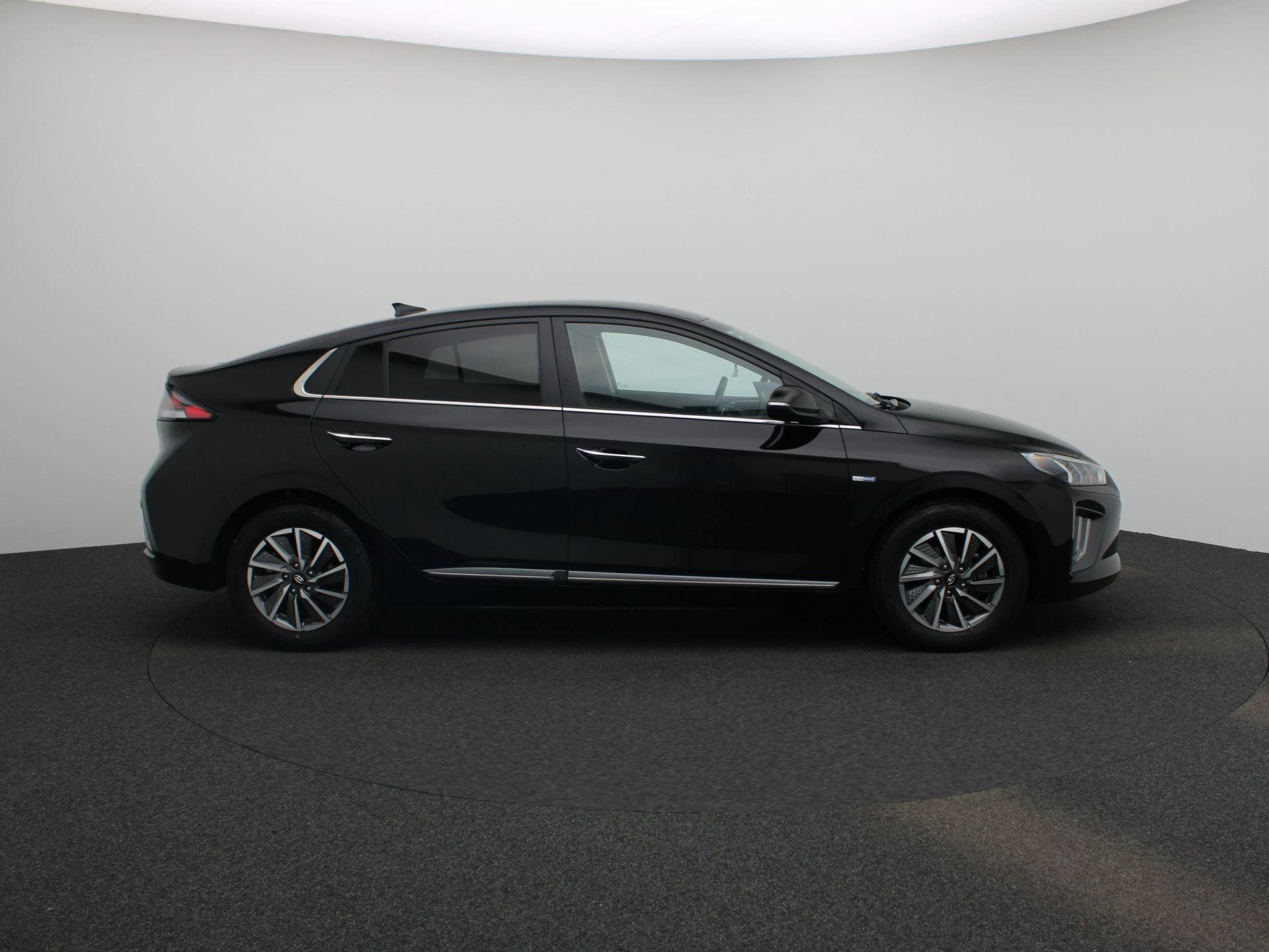 Hyundai-IONIQ-image-5