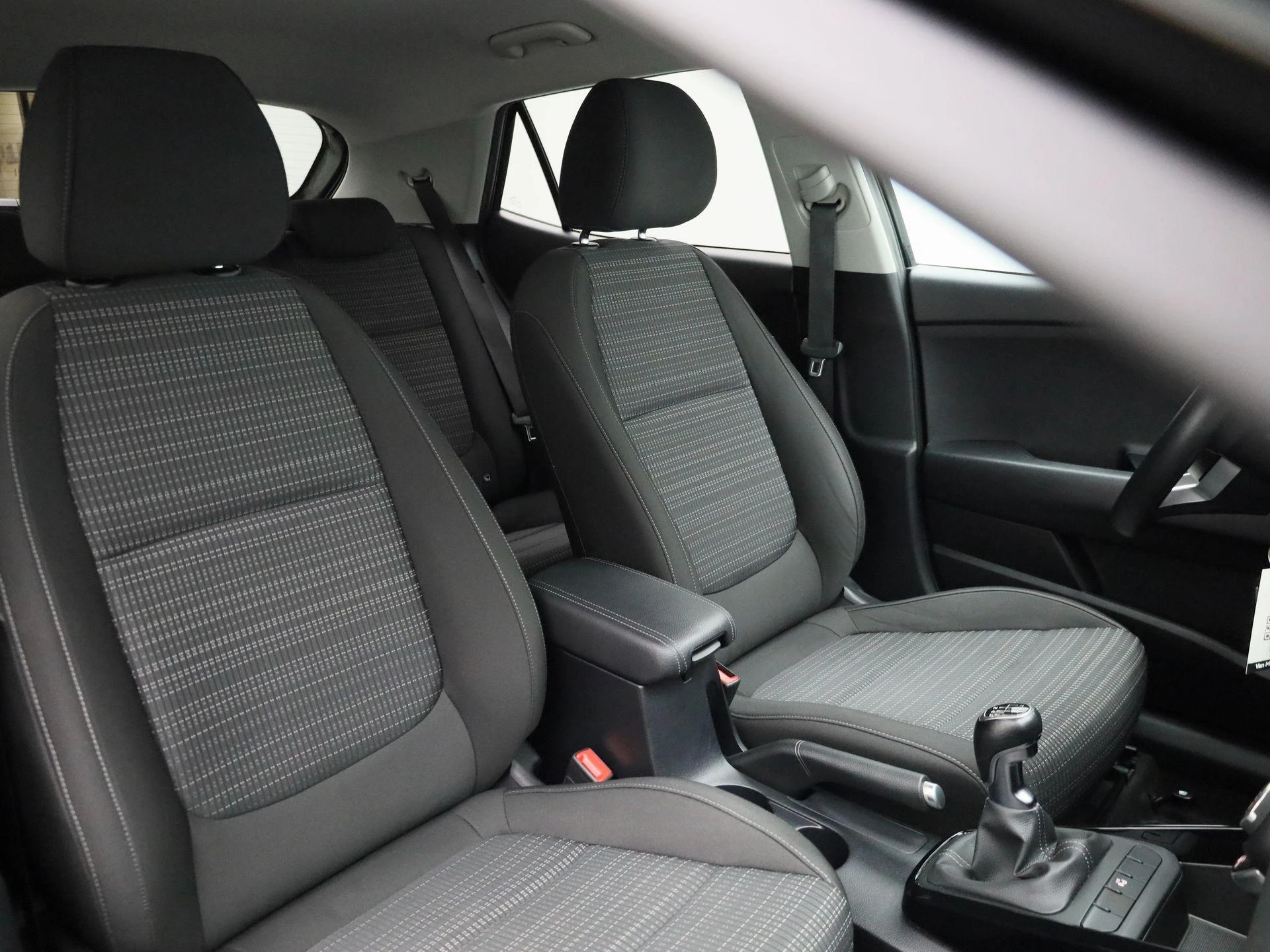 Kia-Stonic-image-35